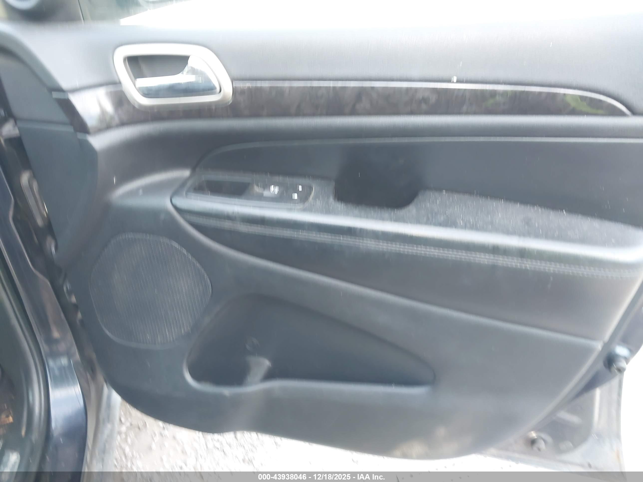 JEEP GRAND image 5