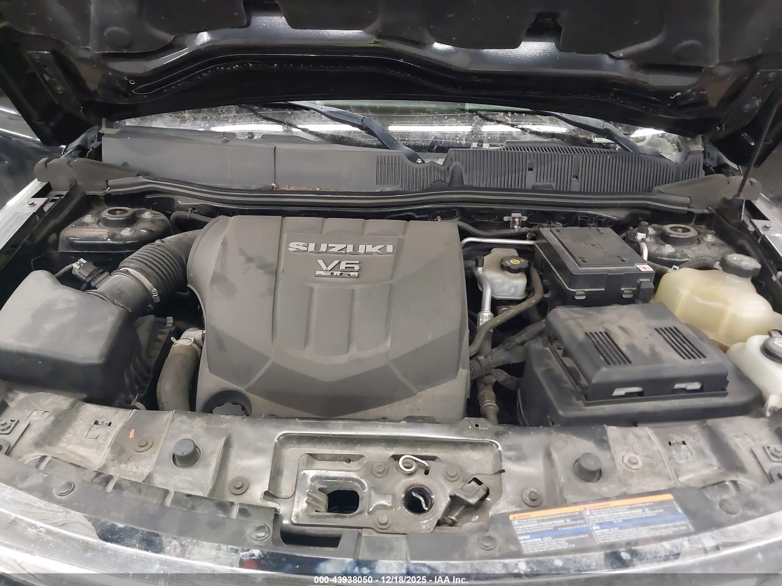 SUZUKI XL7 image 10