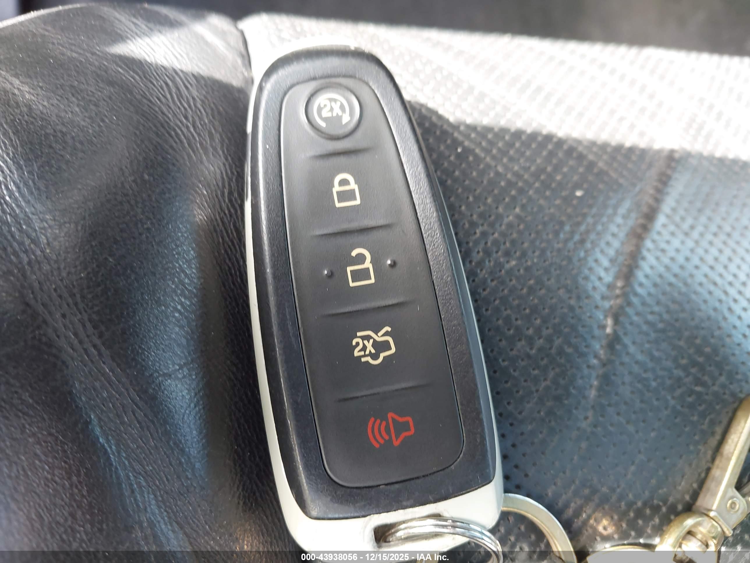 LINCOLN NAVIGATOR image 11