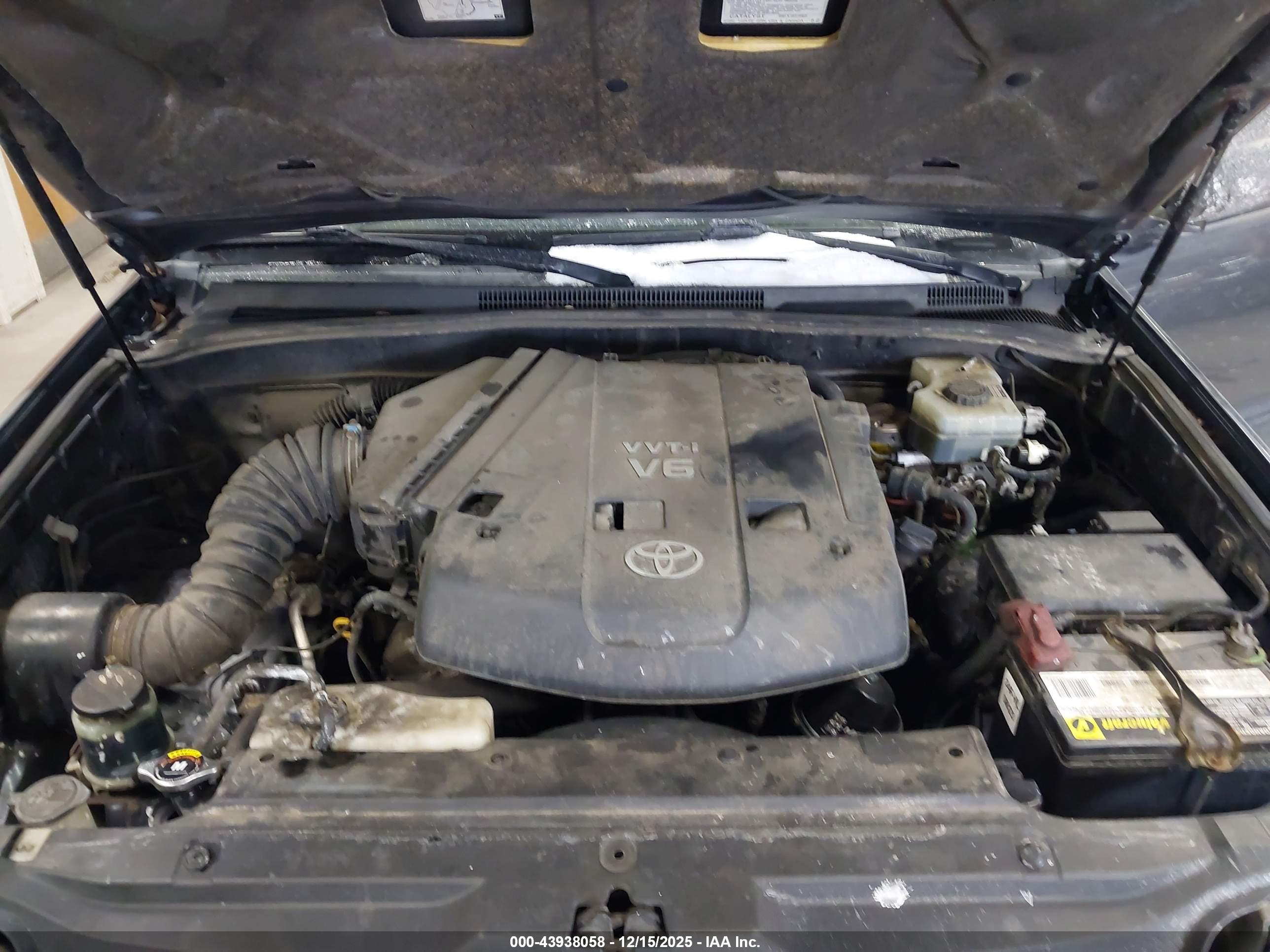 TOYOTA 4RUNNER image 10