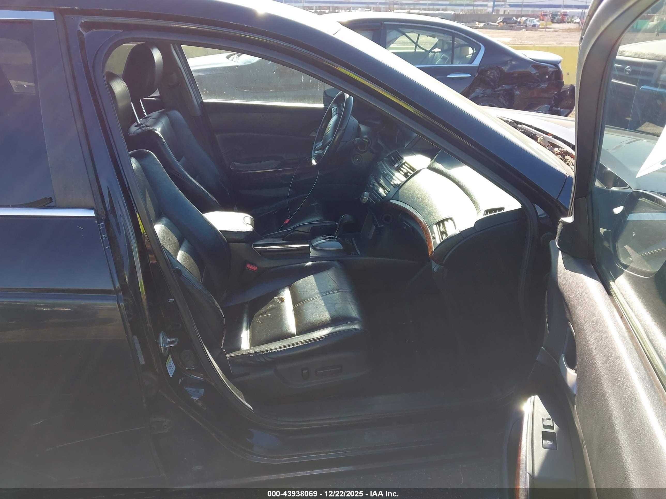 HONDA ACCORD image 5