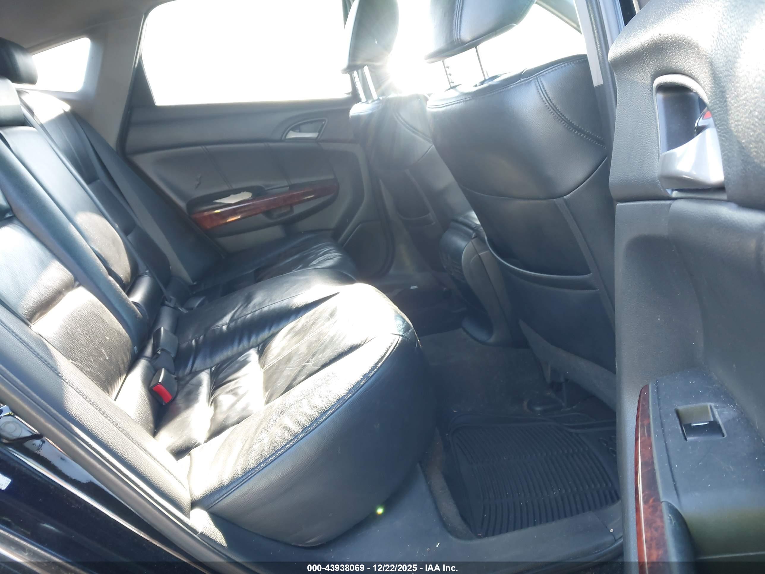 HONDA ACCORD image 8