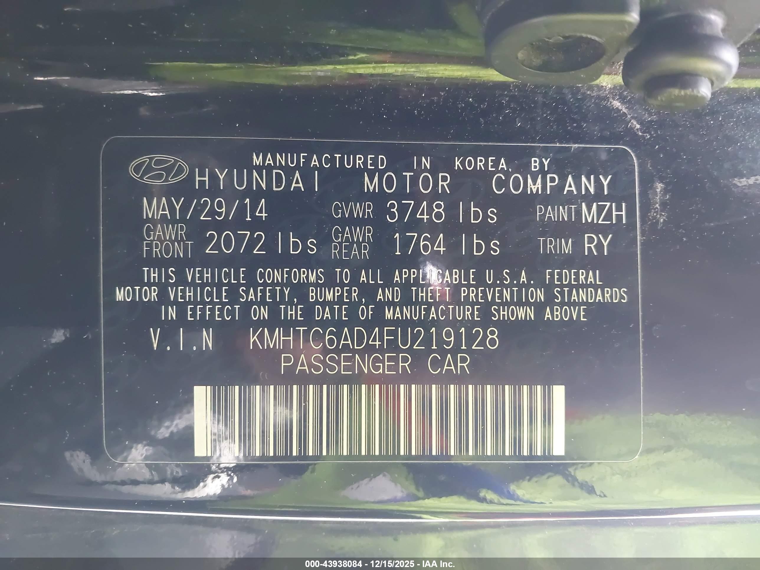HYUNDAI VELOSTER image 9