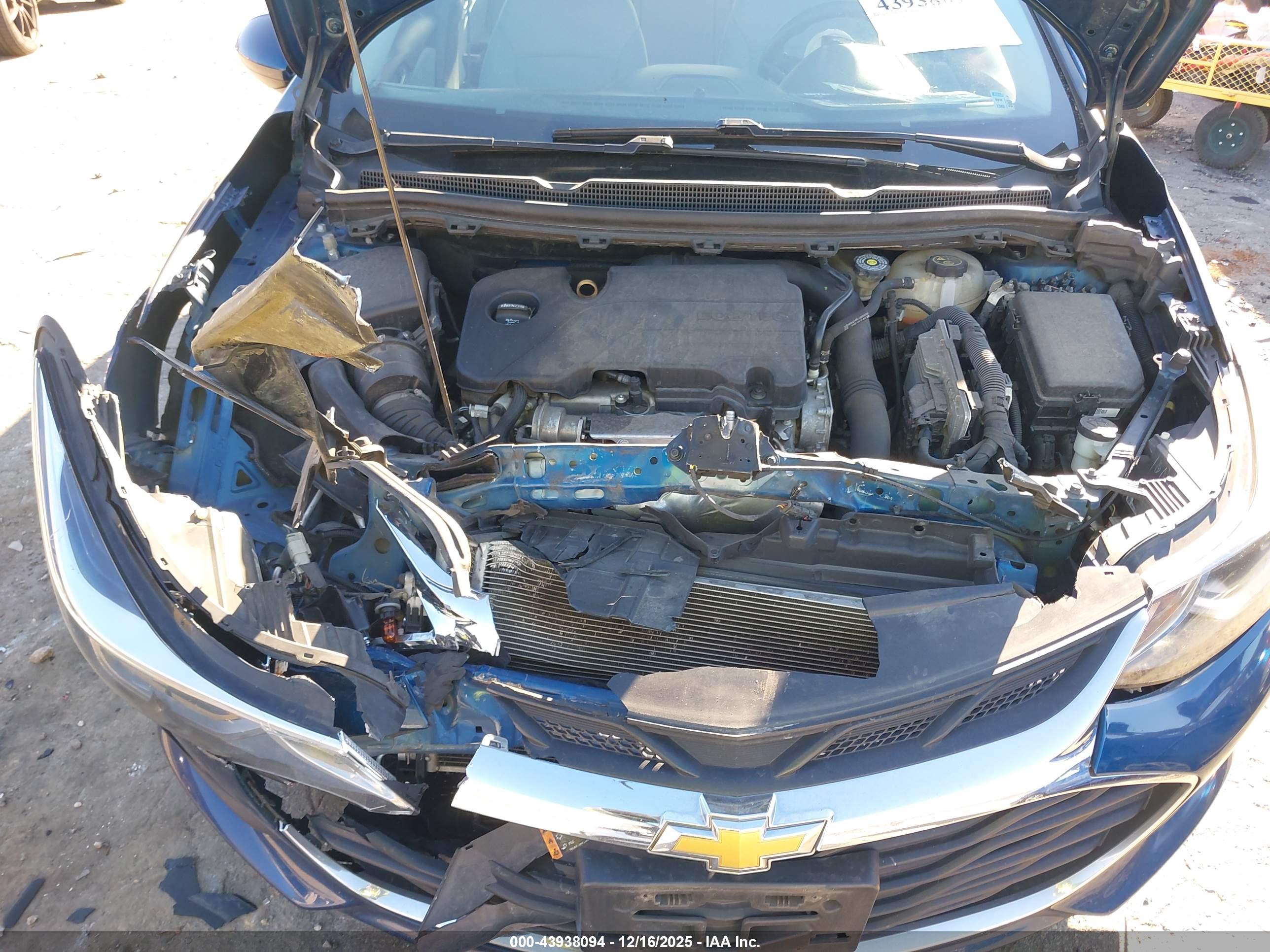 CHEVROLET CRUZE image 10