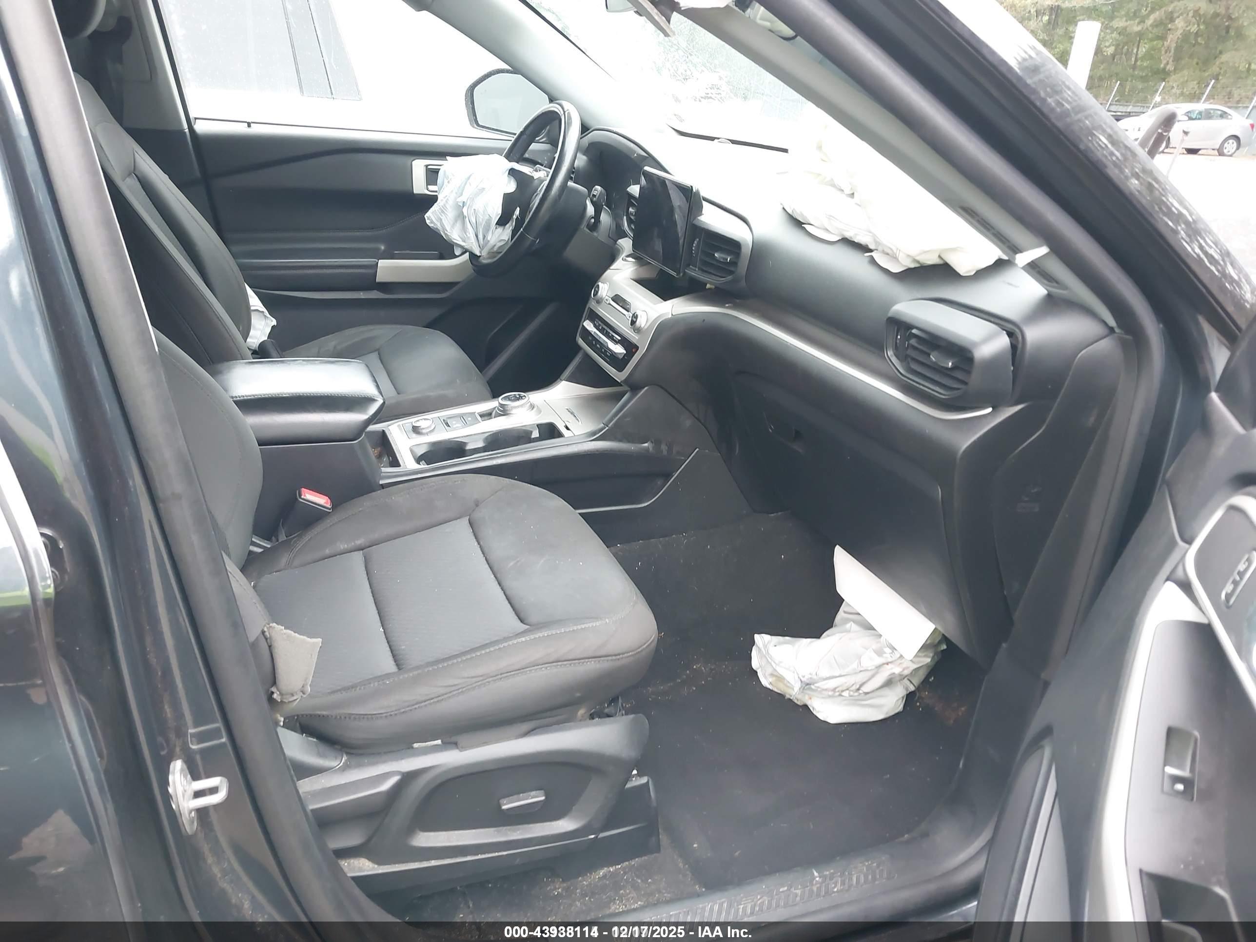 FORD EXPLORER image 5
