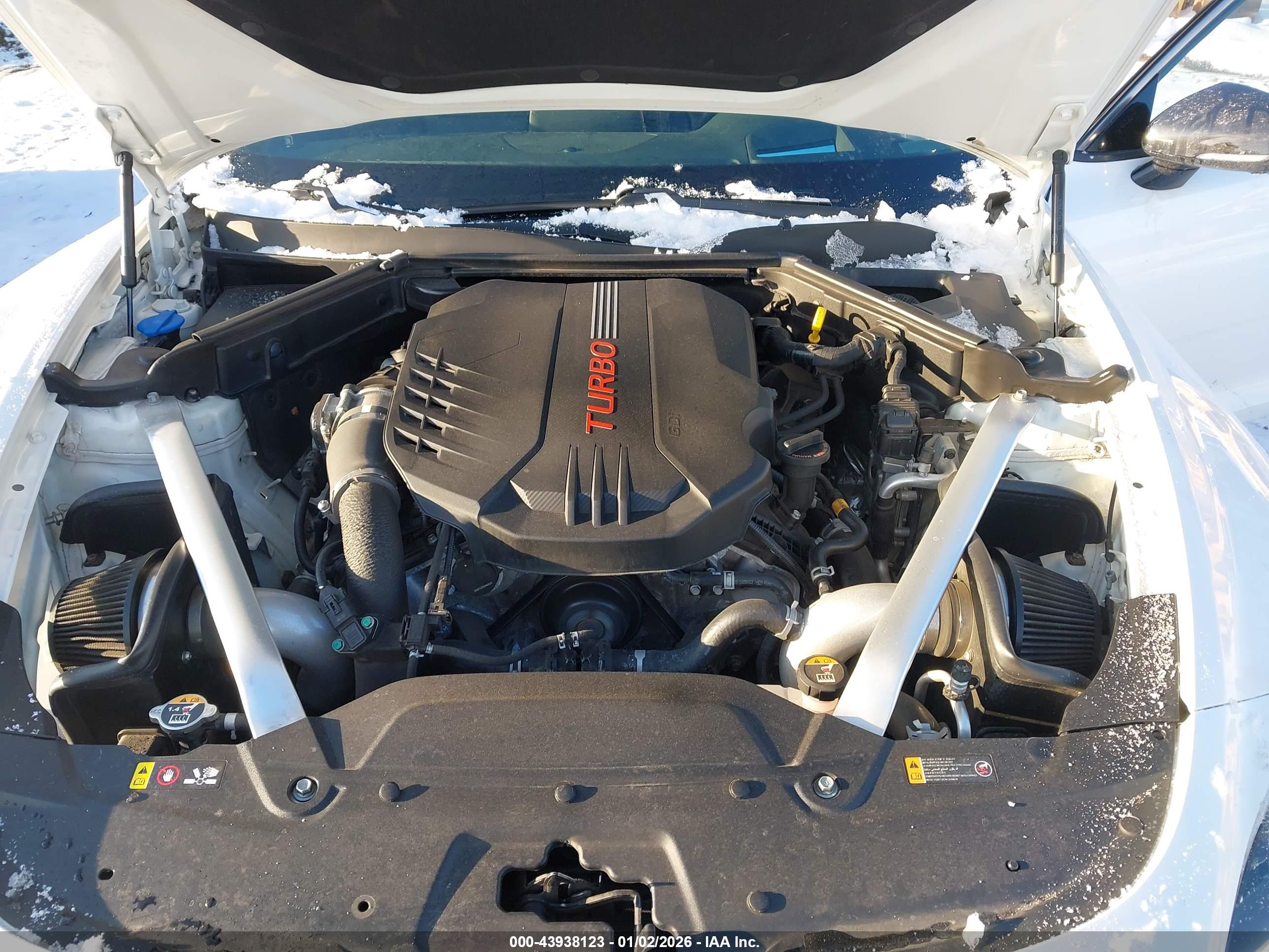 KIA STINGER image 10