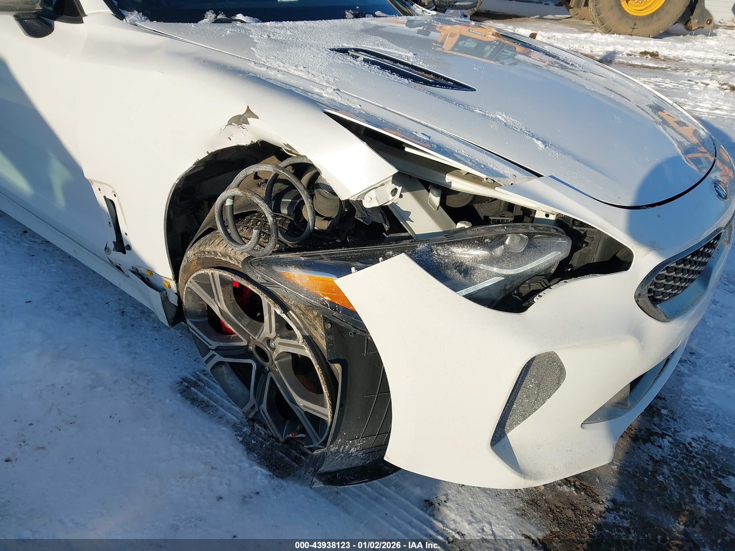 KIA STINGER image 6