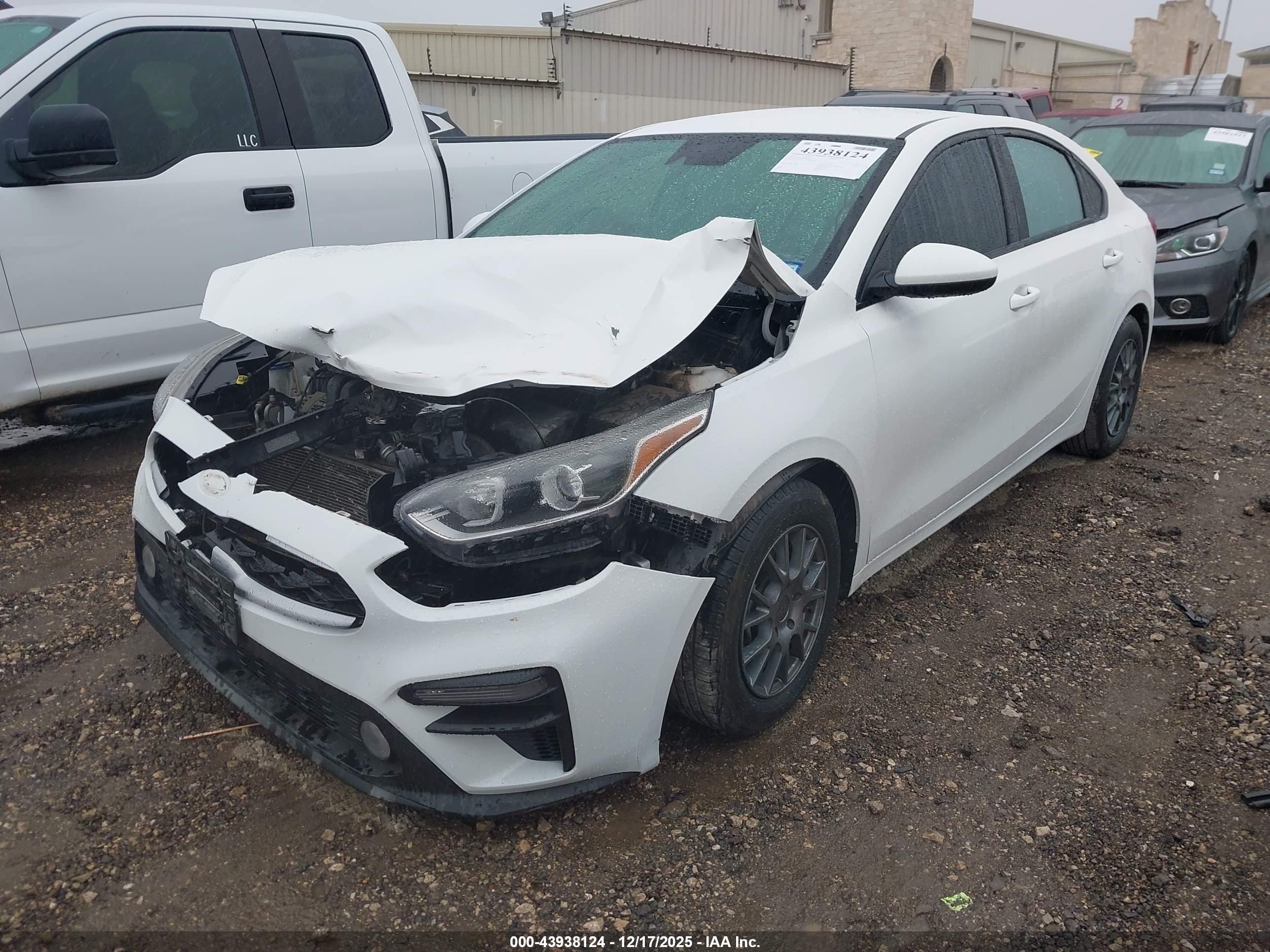 KIA FORTE image 2