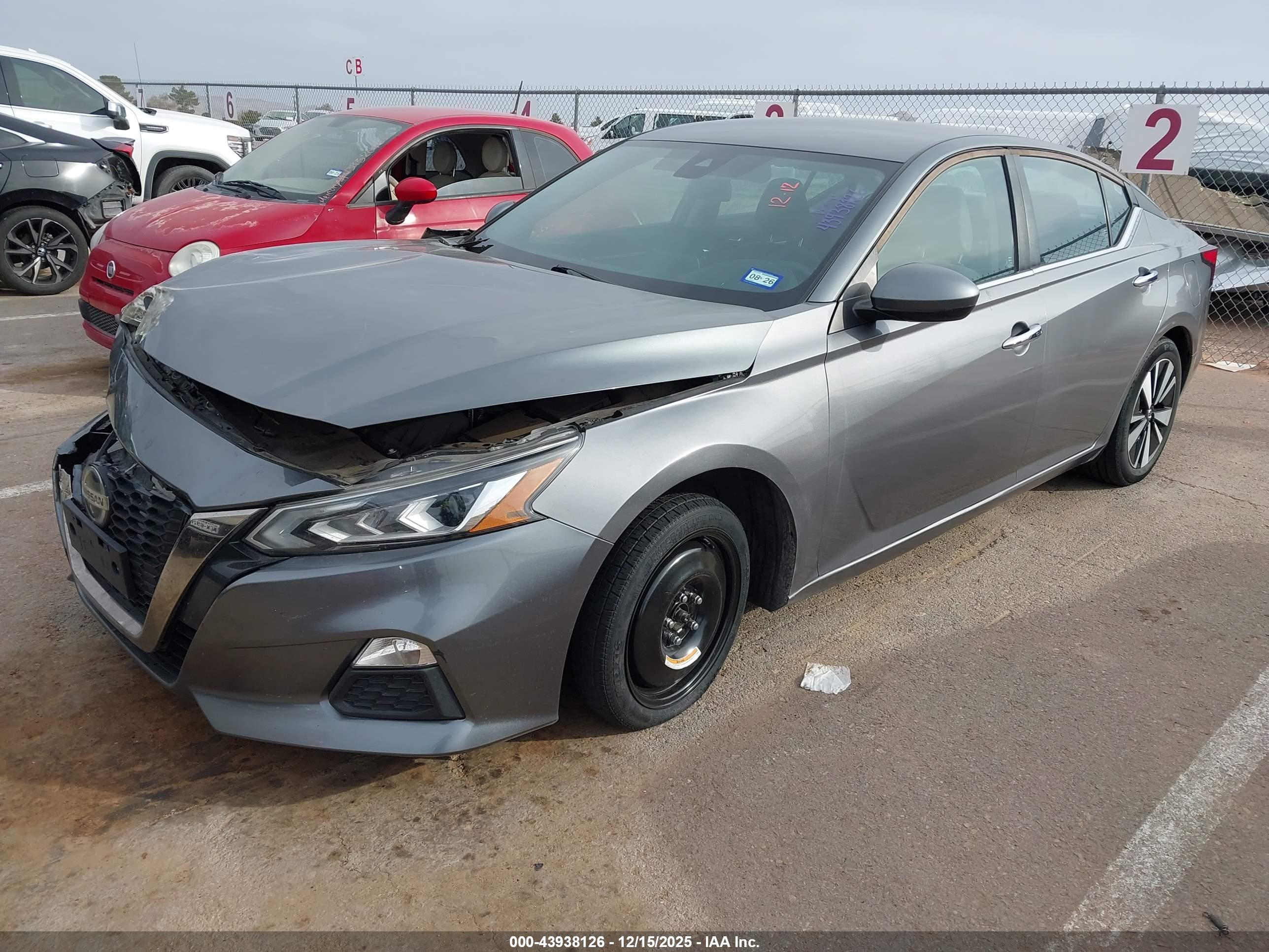 NISSAN ALTIMA image 2
