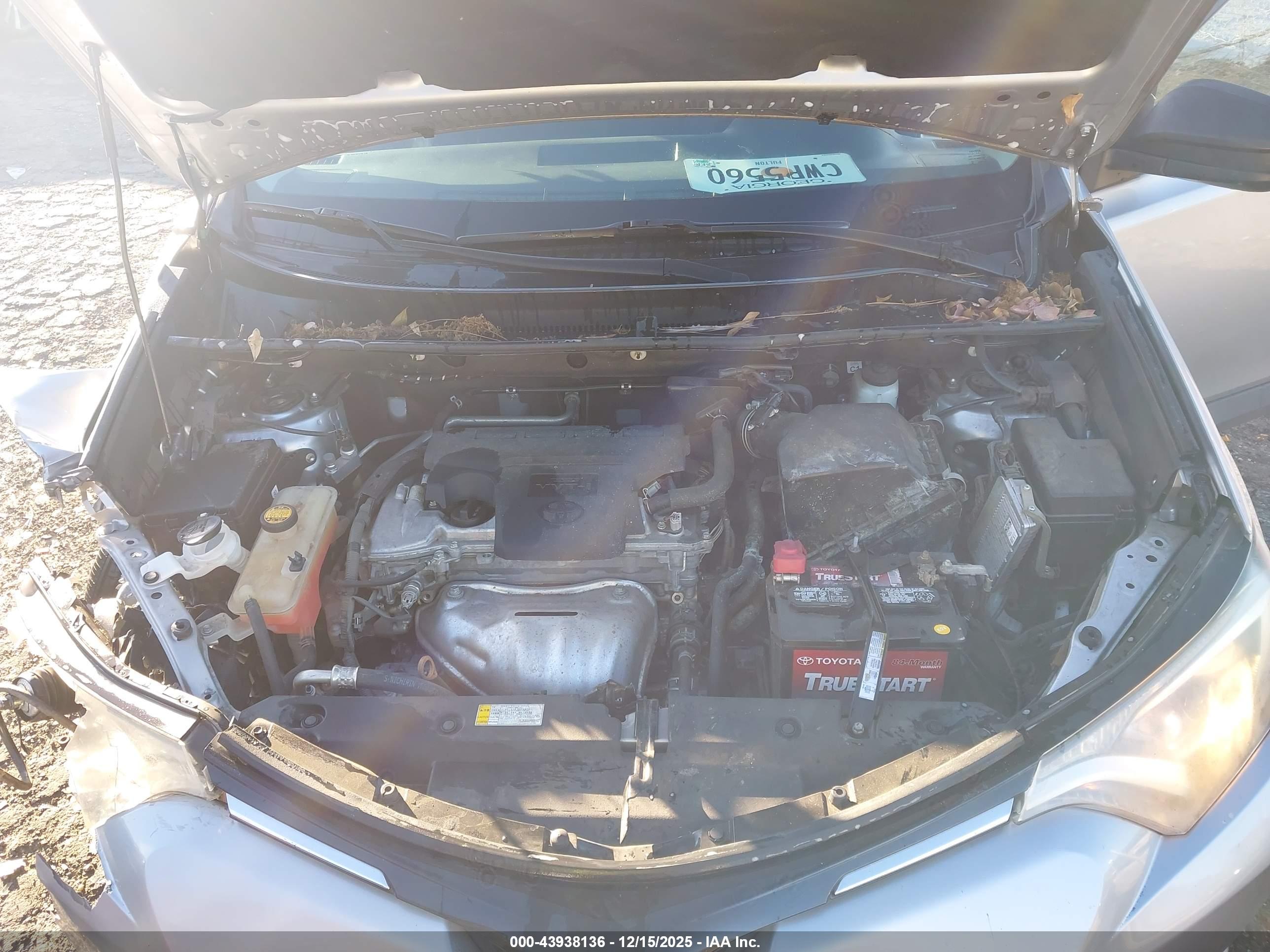 TOYOTA RAV4 image 10