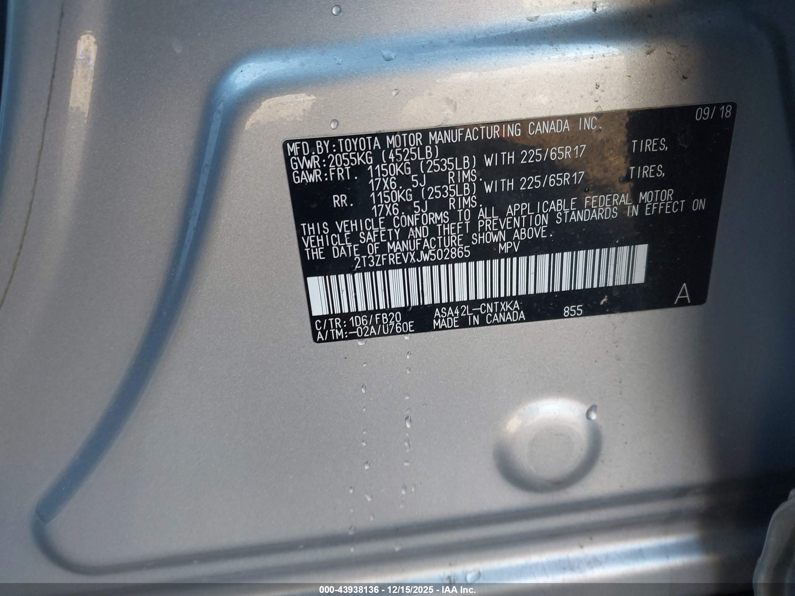 TOYOTA RAV4 image 9