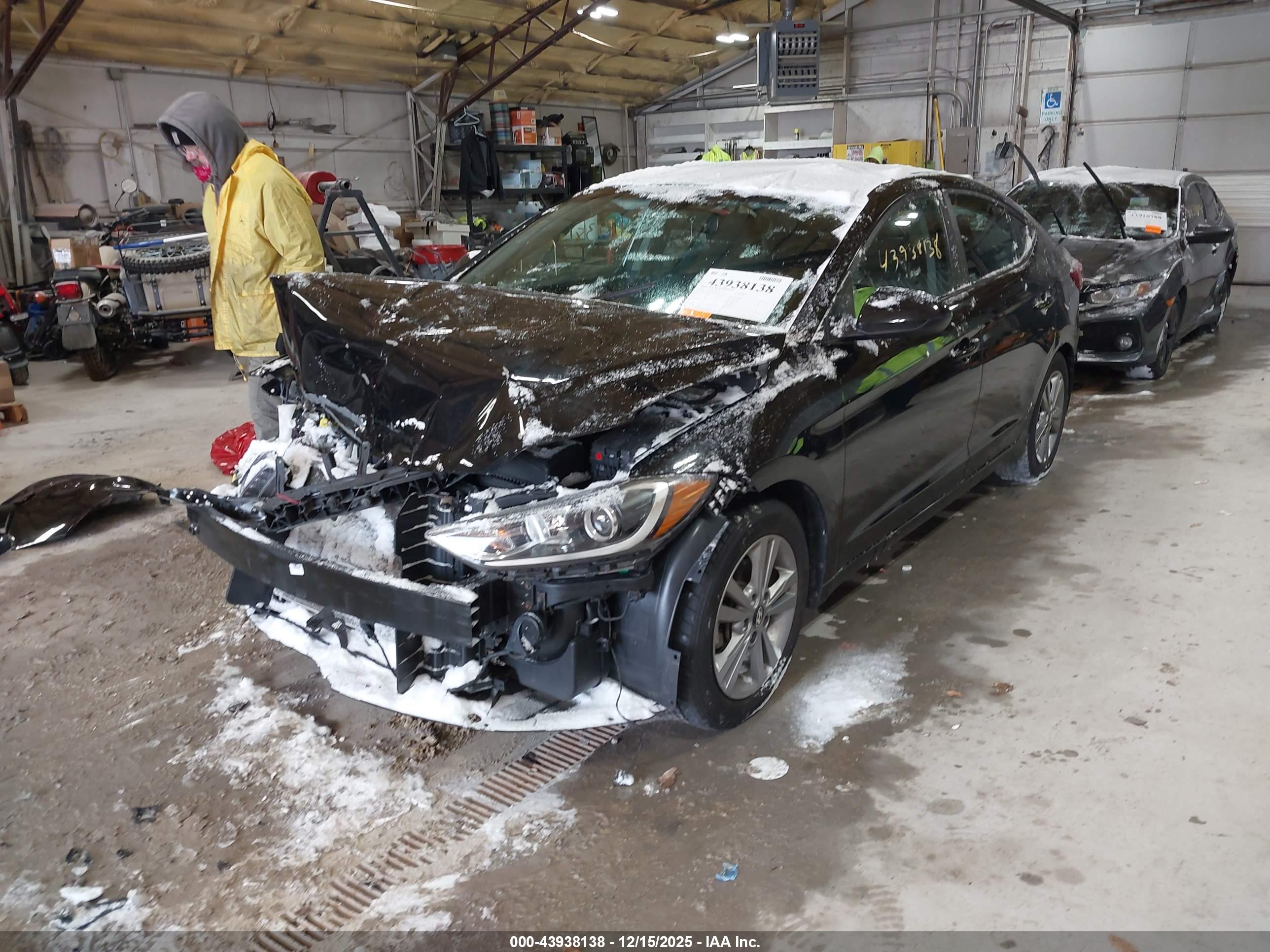 HYUNDAI ELANTRA image 2