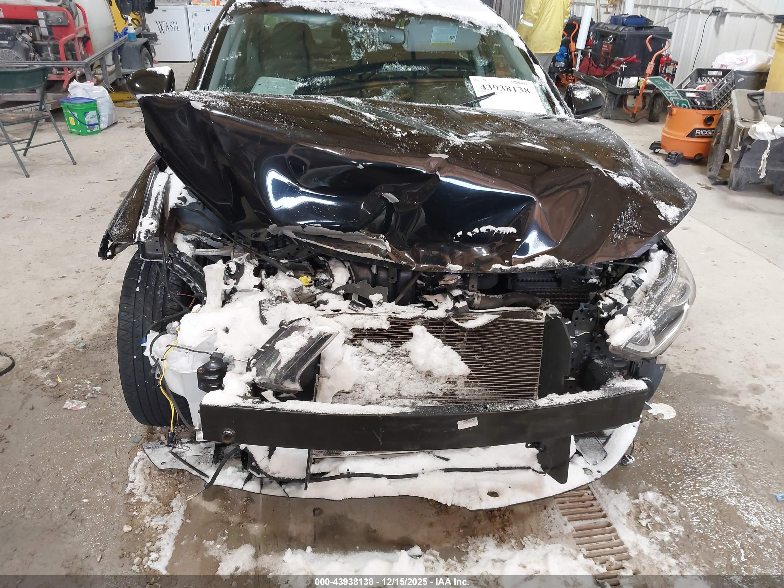HYUNDAI ELANTRA image 6