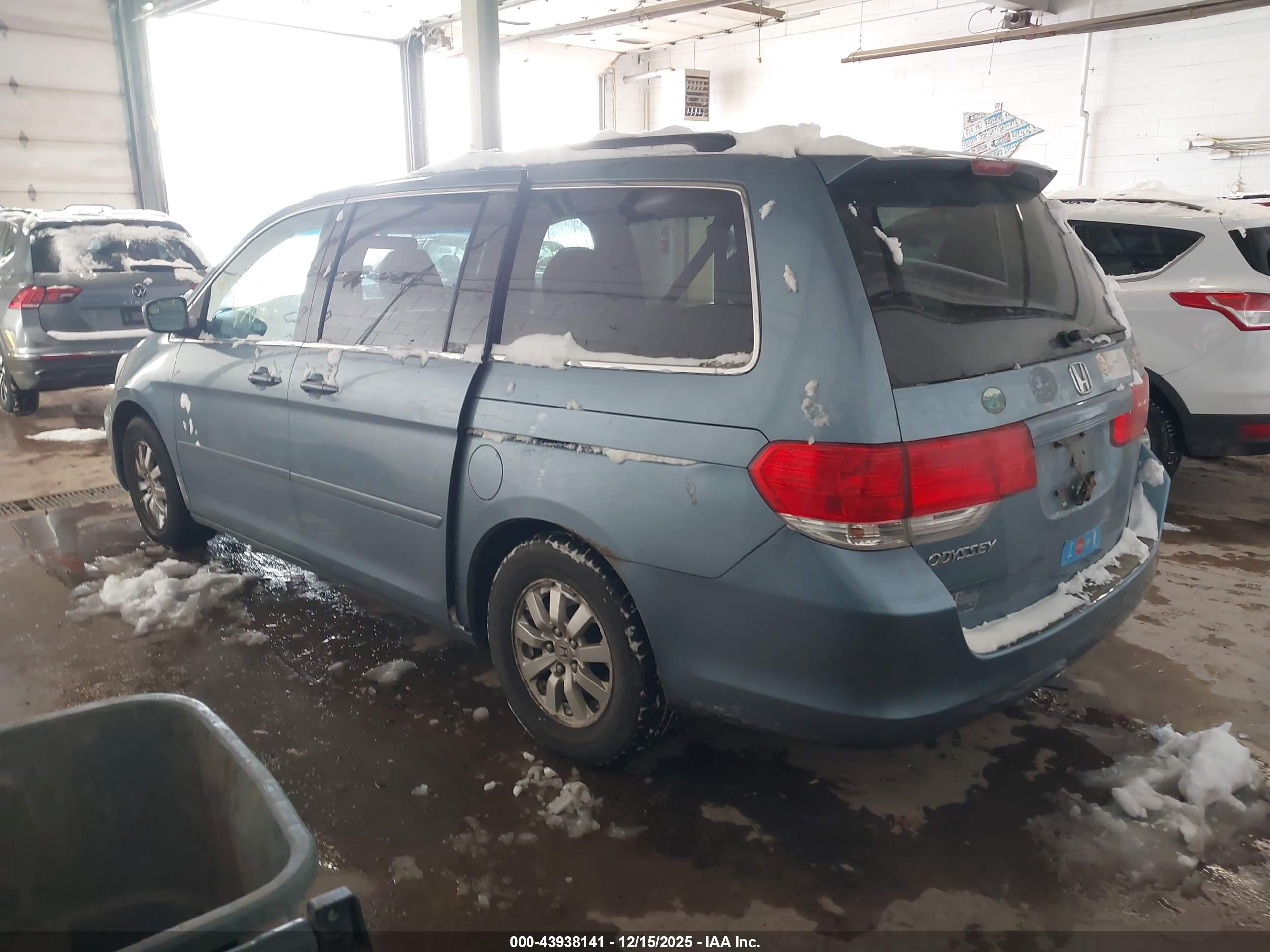 HONDA ODYSSEY image 3