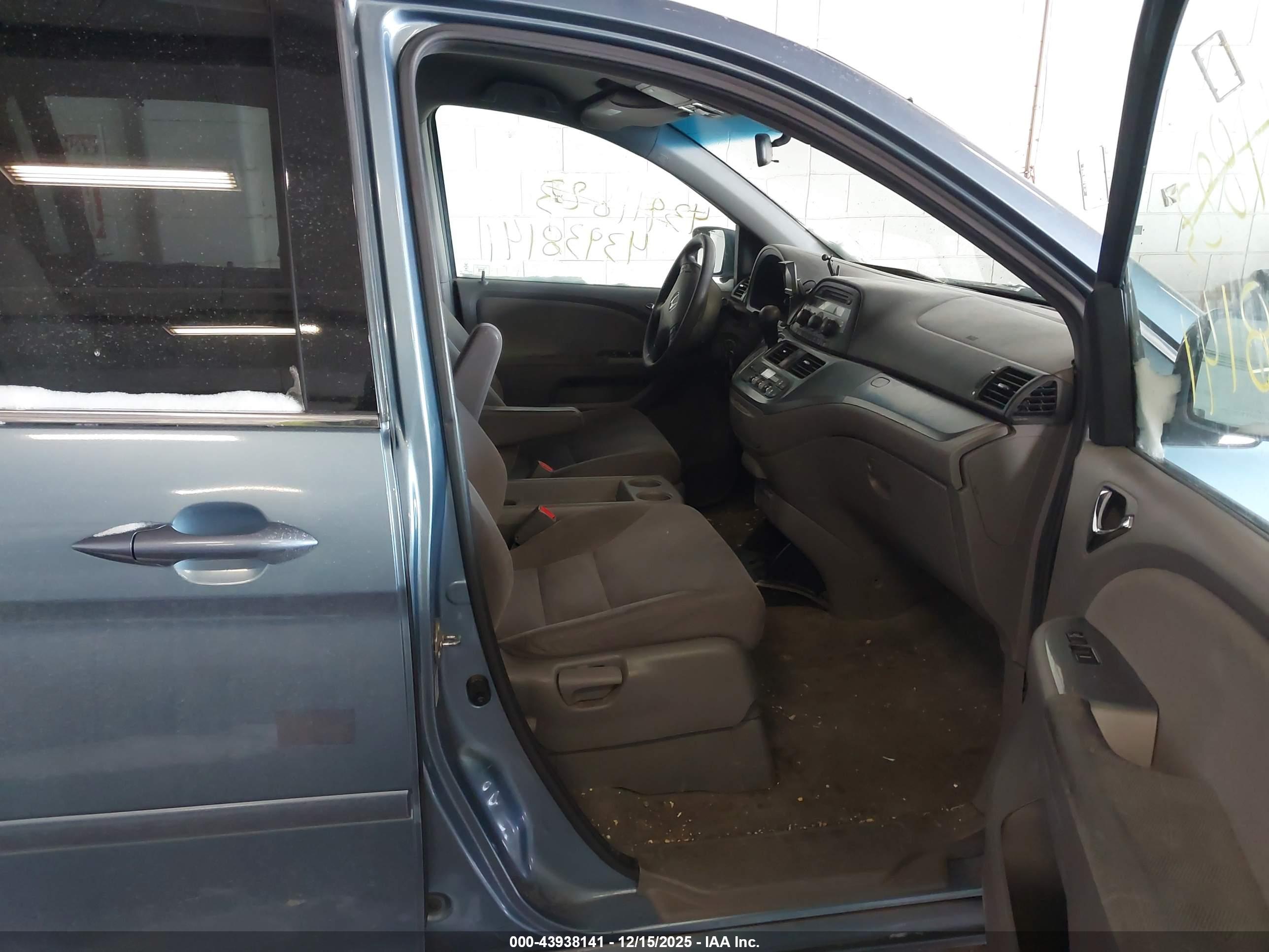 HONDA ODYSSEY image 5