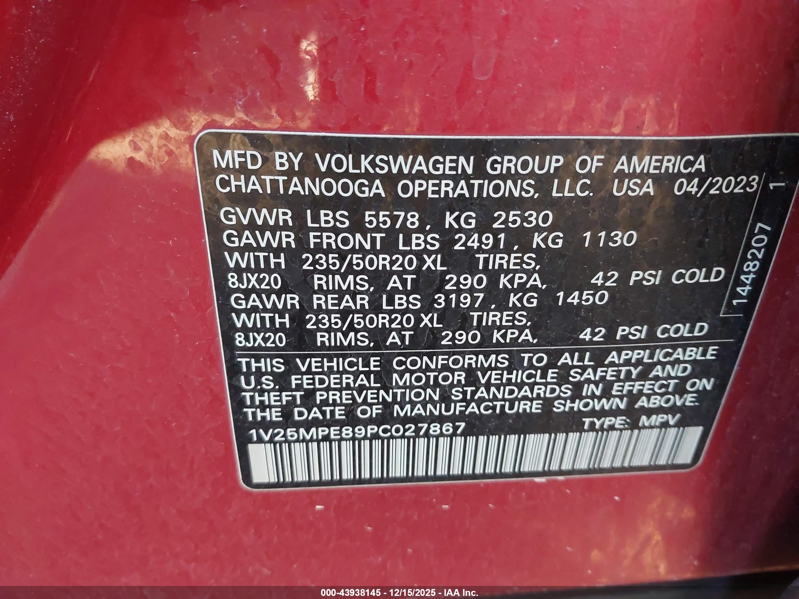 VOLKSWAGEN ID.4 image 9