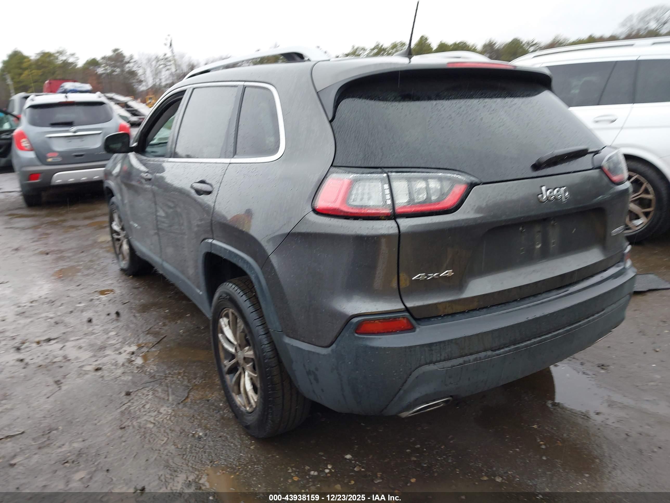 JEEP CHEROKEE image 3