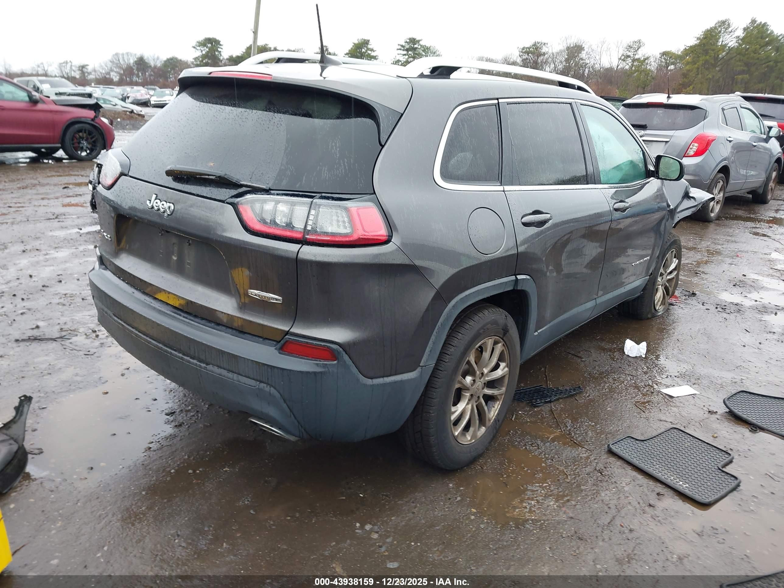 JEEP CHEROKEE image 4