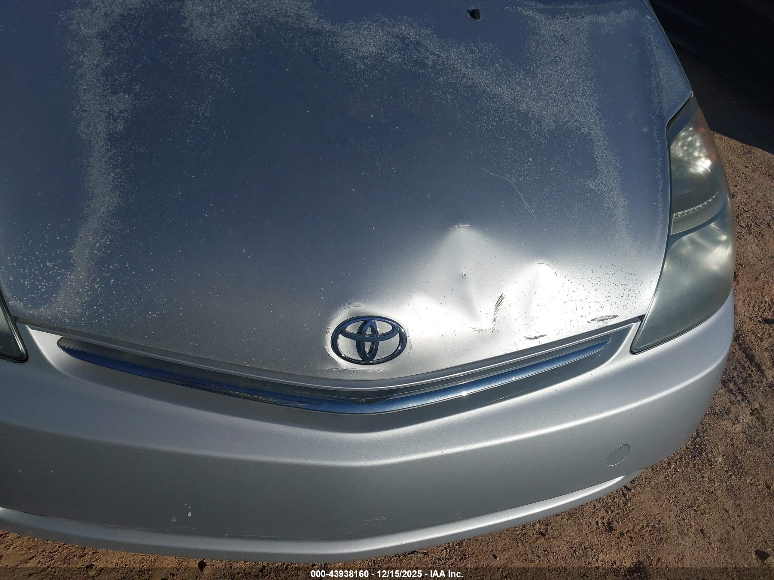 TOYOTA PRIUS image 6