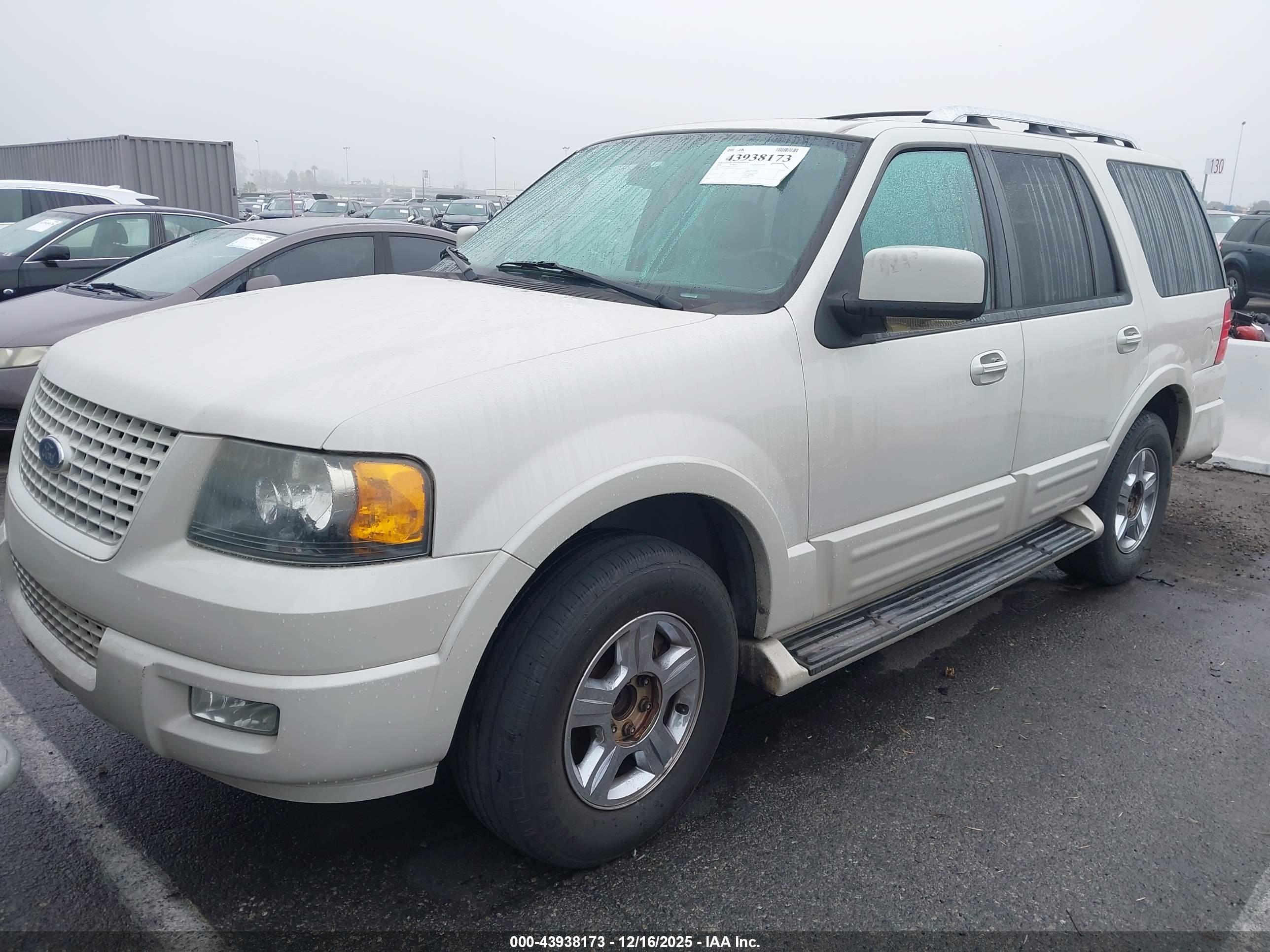 FORD EXPEDITION image 2