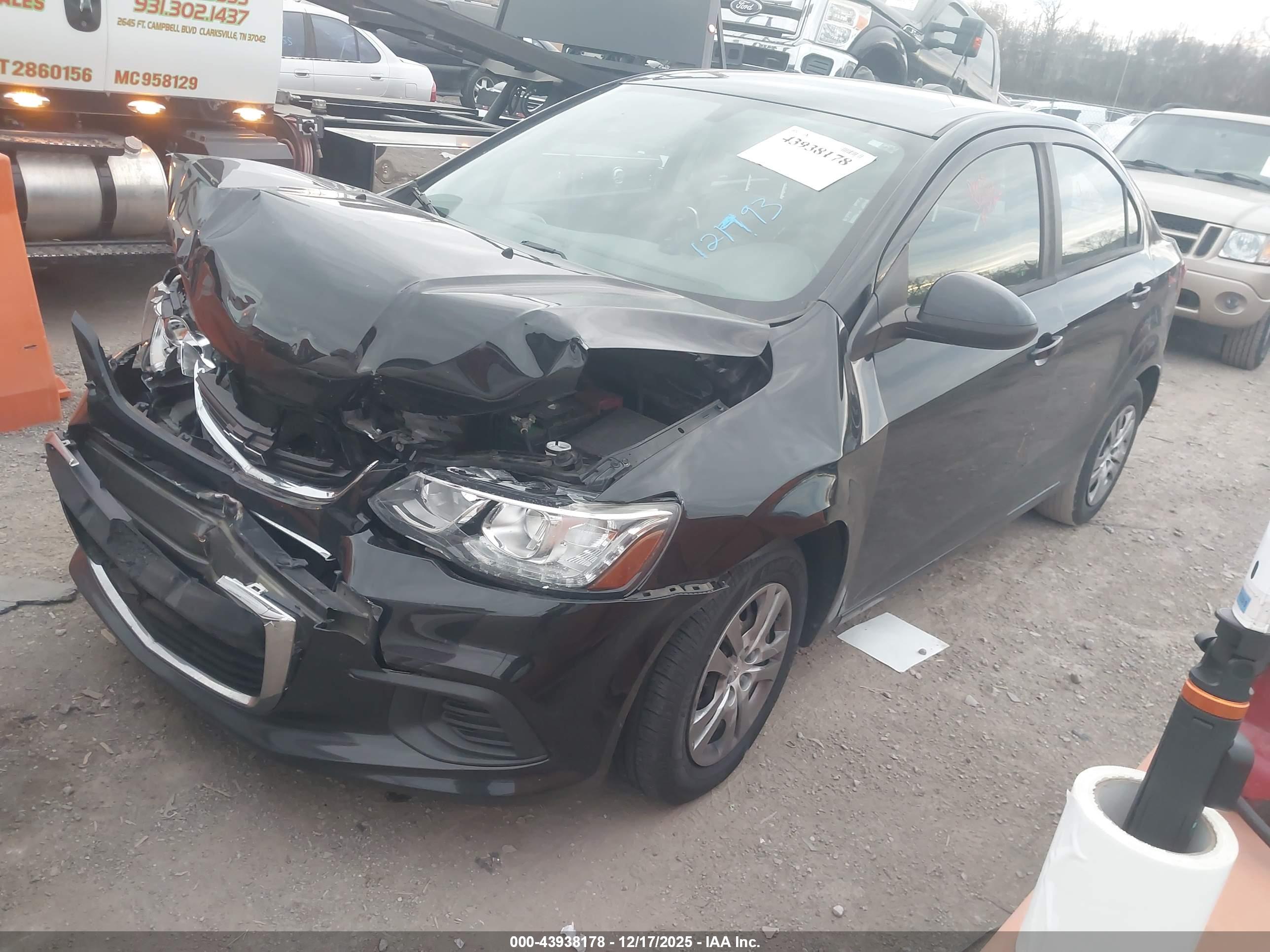CHEVROLET SONIC image 2