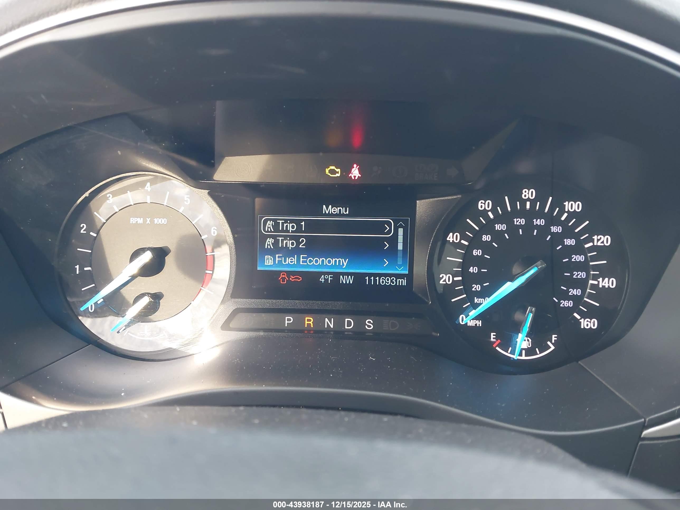 FORD FUSION image 7