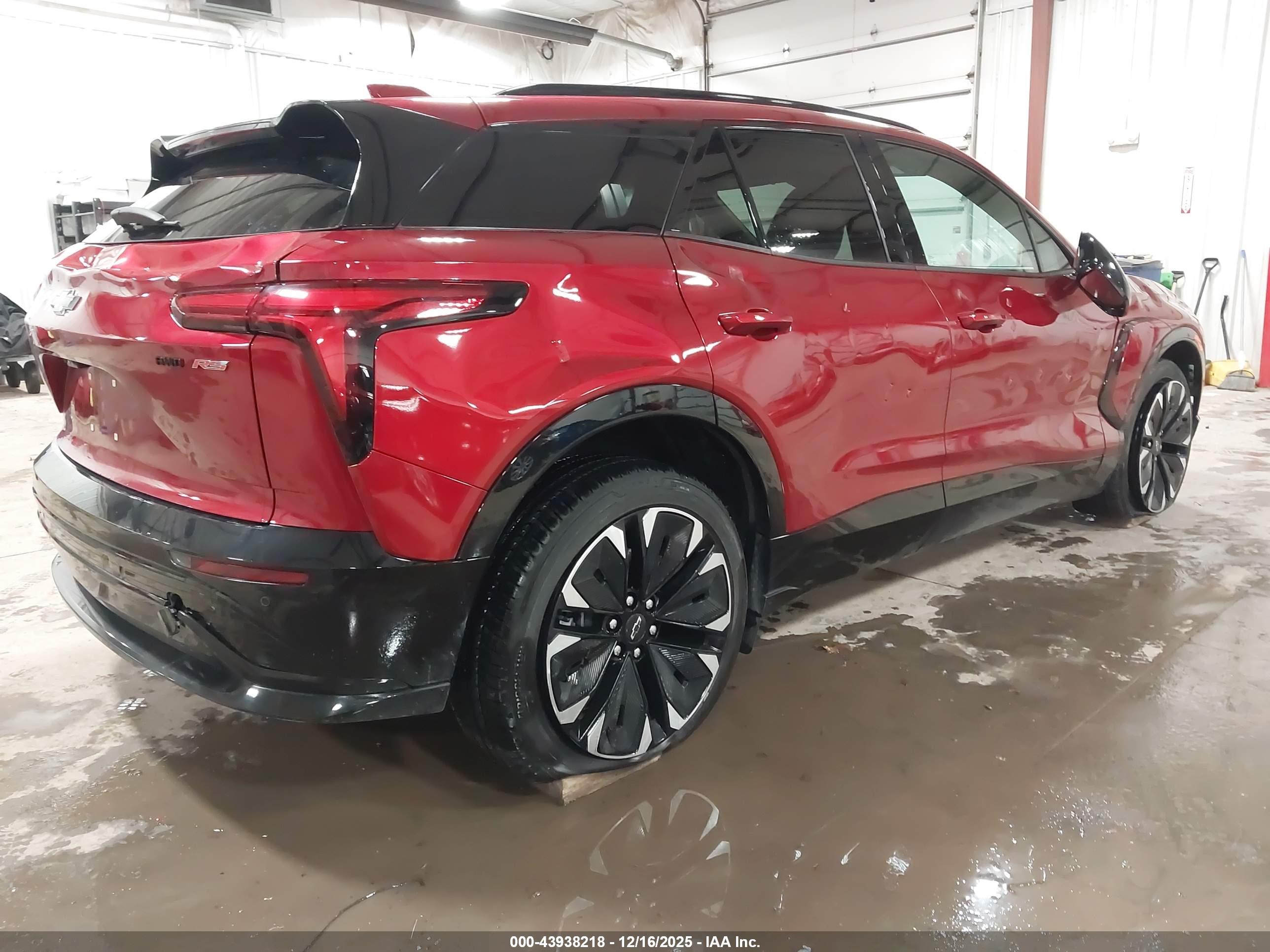 CHEVROLET BLAZER image 4