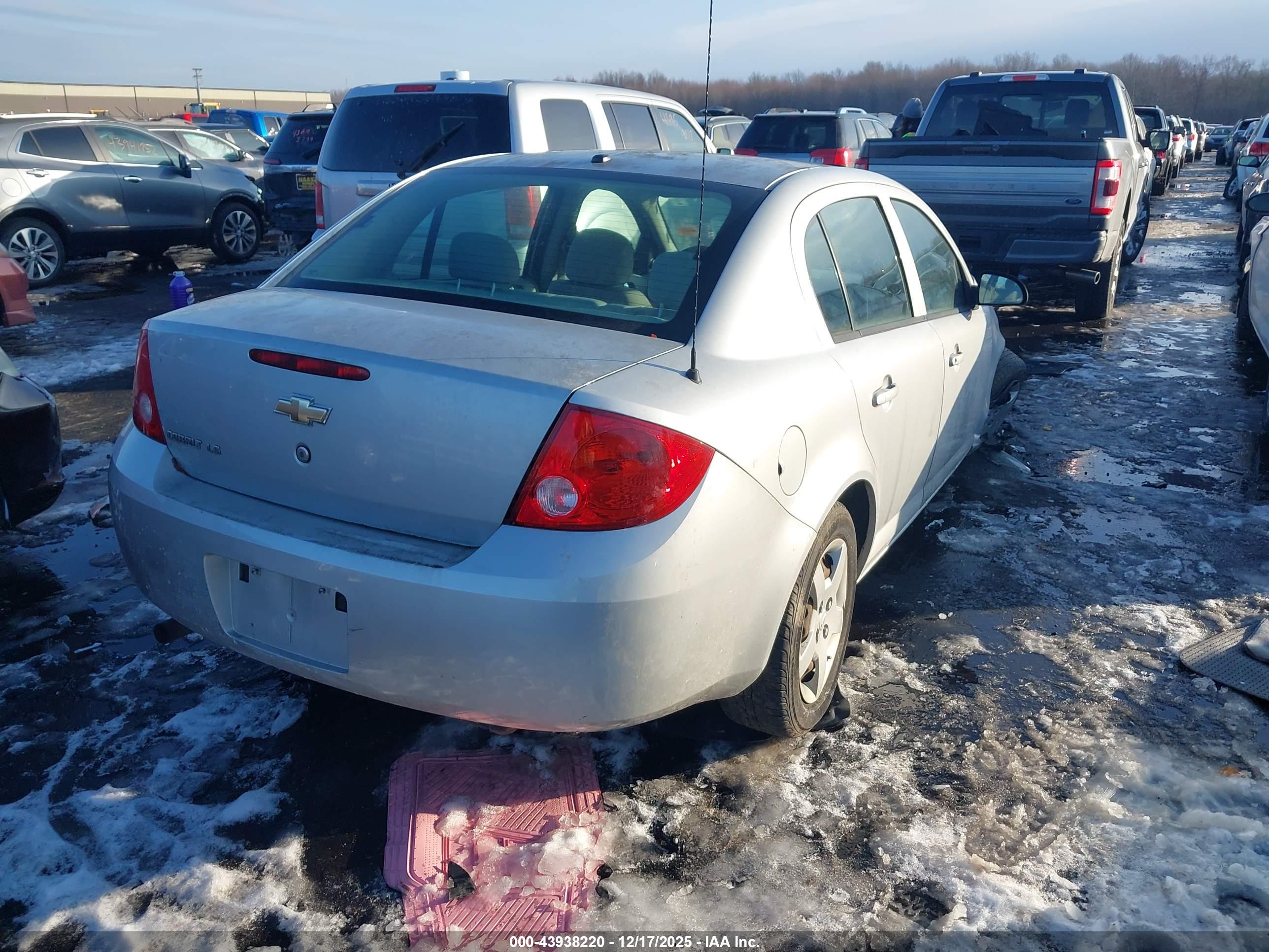 CHEVROLET COBALT image 4
