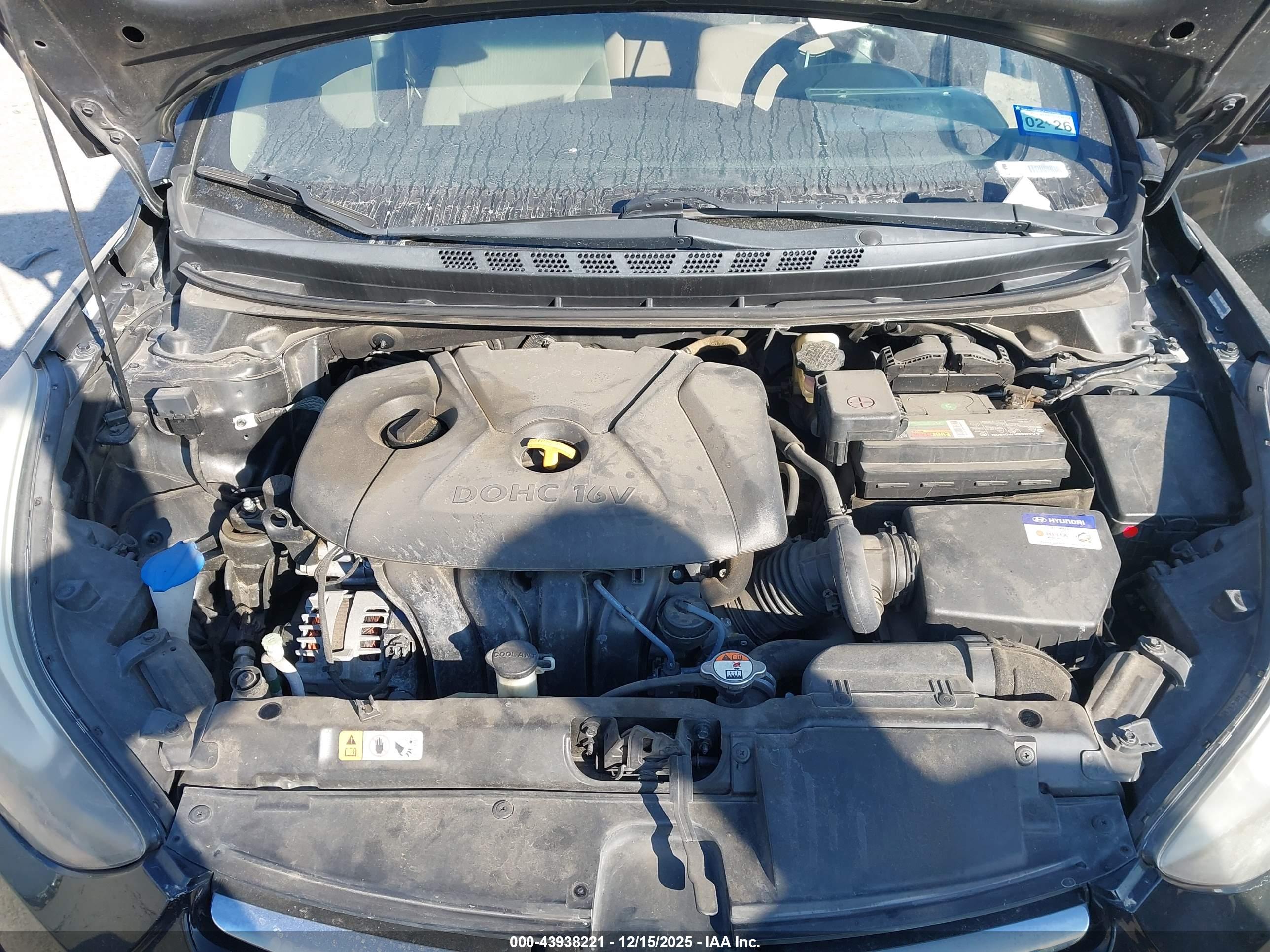 HYUNDAI ELANTRA image 10