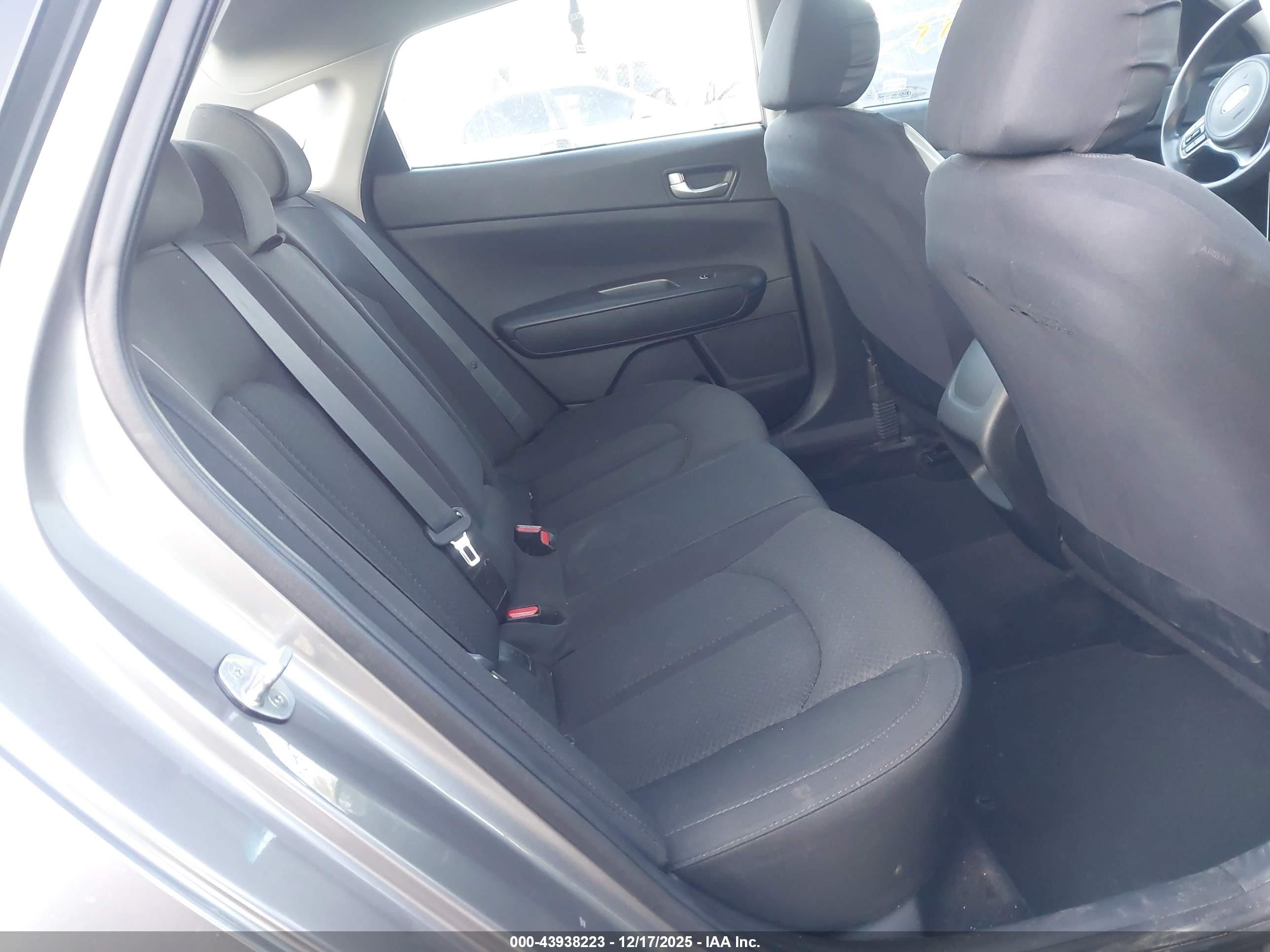 KIA OPTIMA image 8