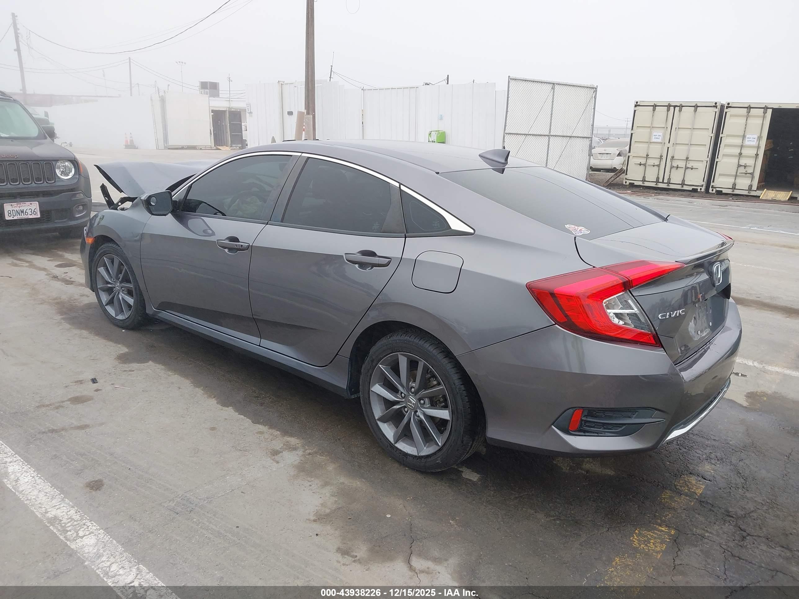 HONDA CIVIC image 3