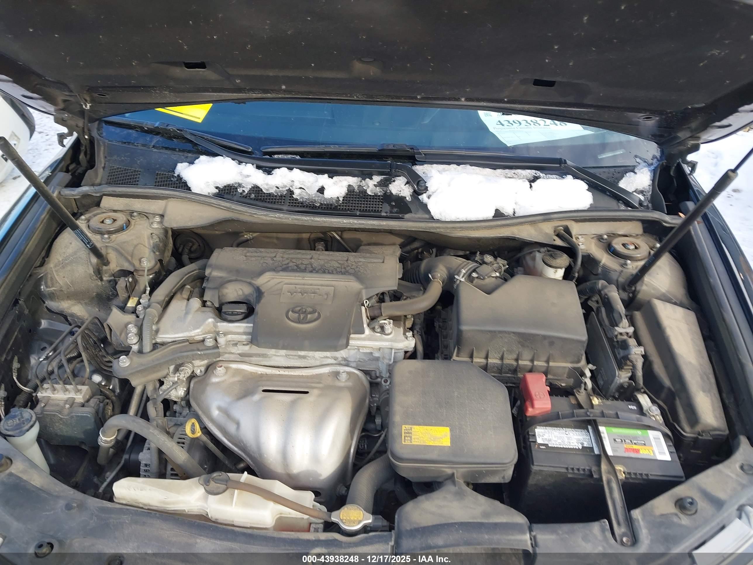 TOYOTA CAMRY image 10