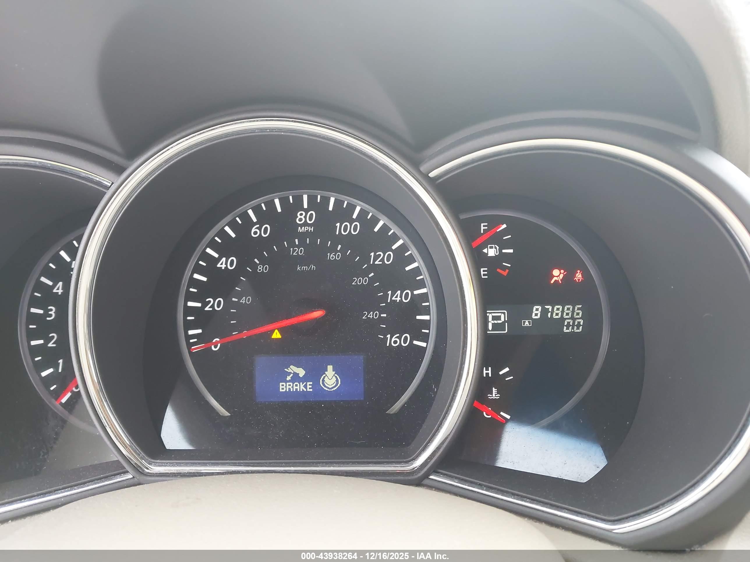 NISSAN MURANO image 7