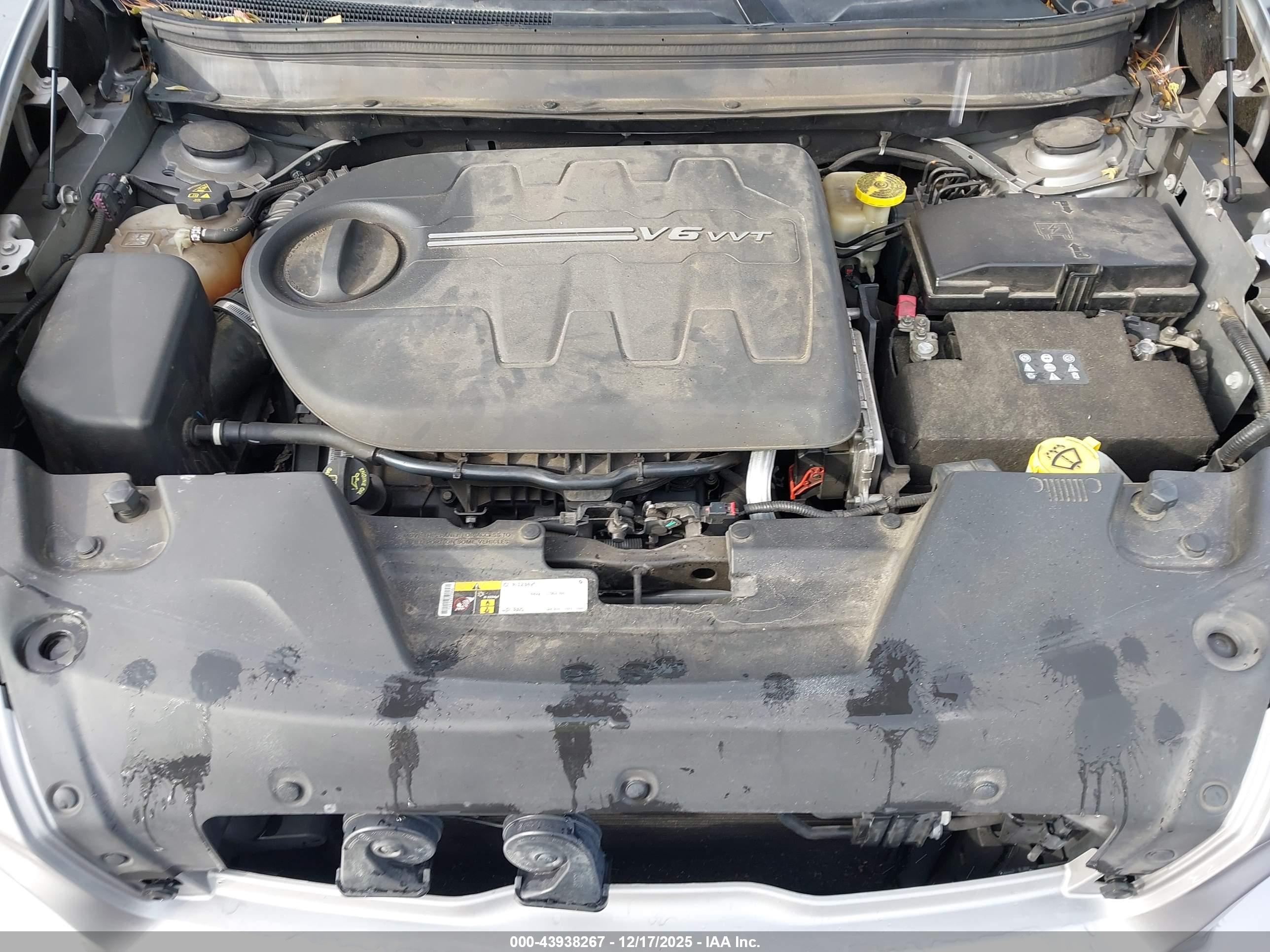 JEEP CHEROKEE image 10