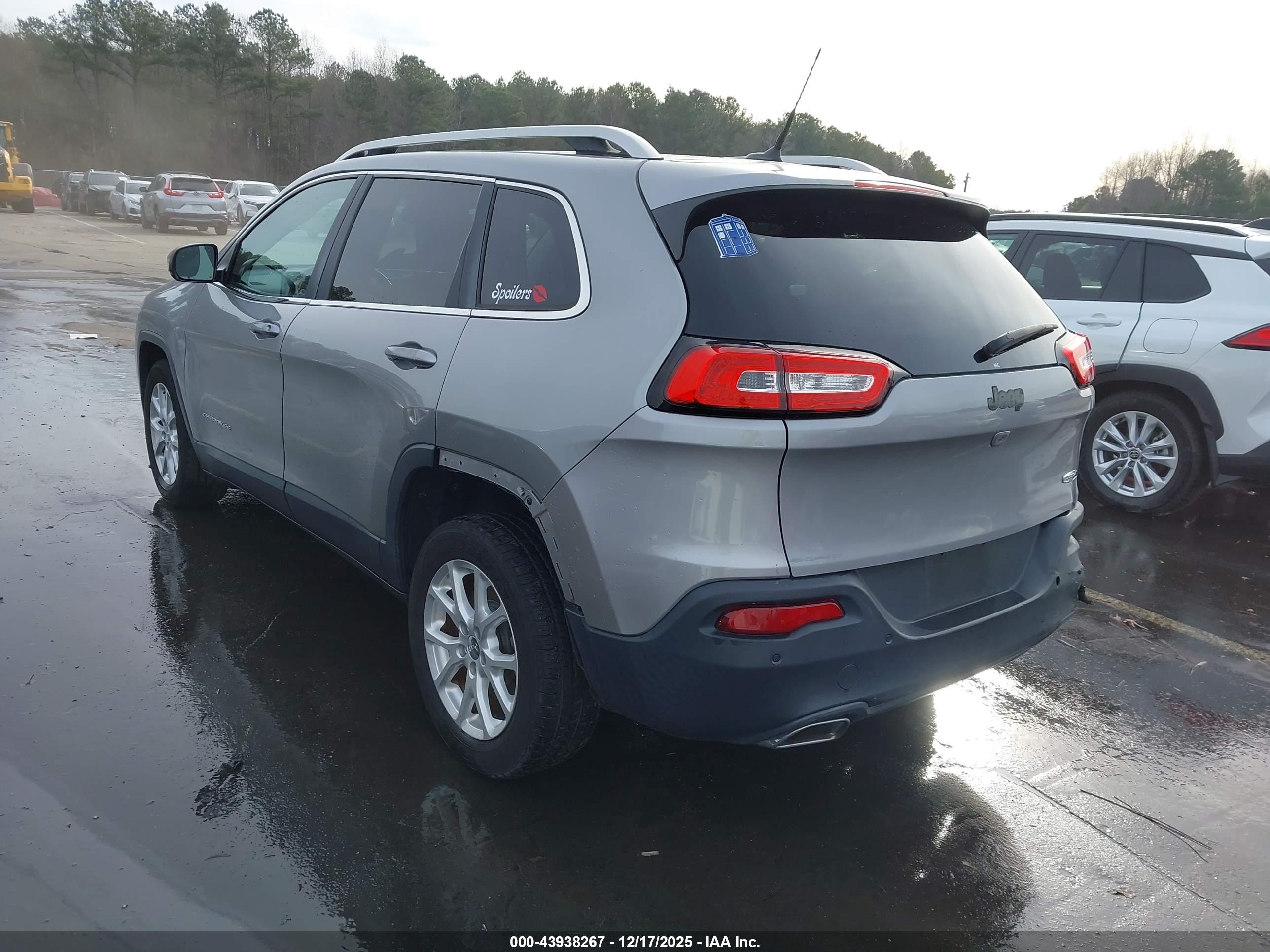 JEEP CHEROKEE image 3