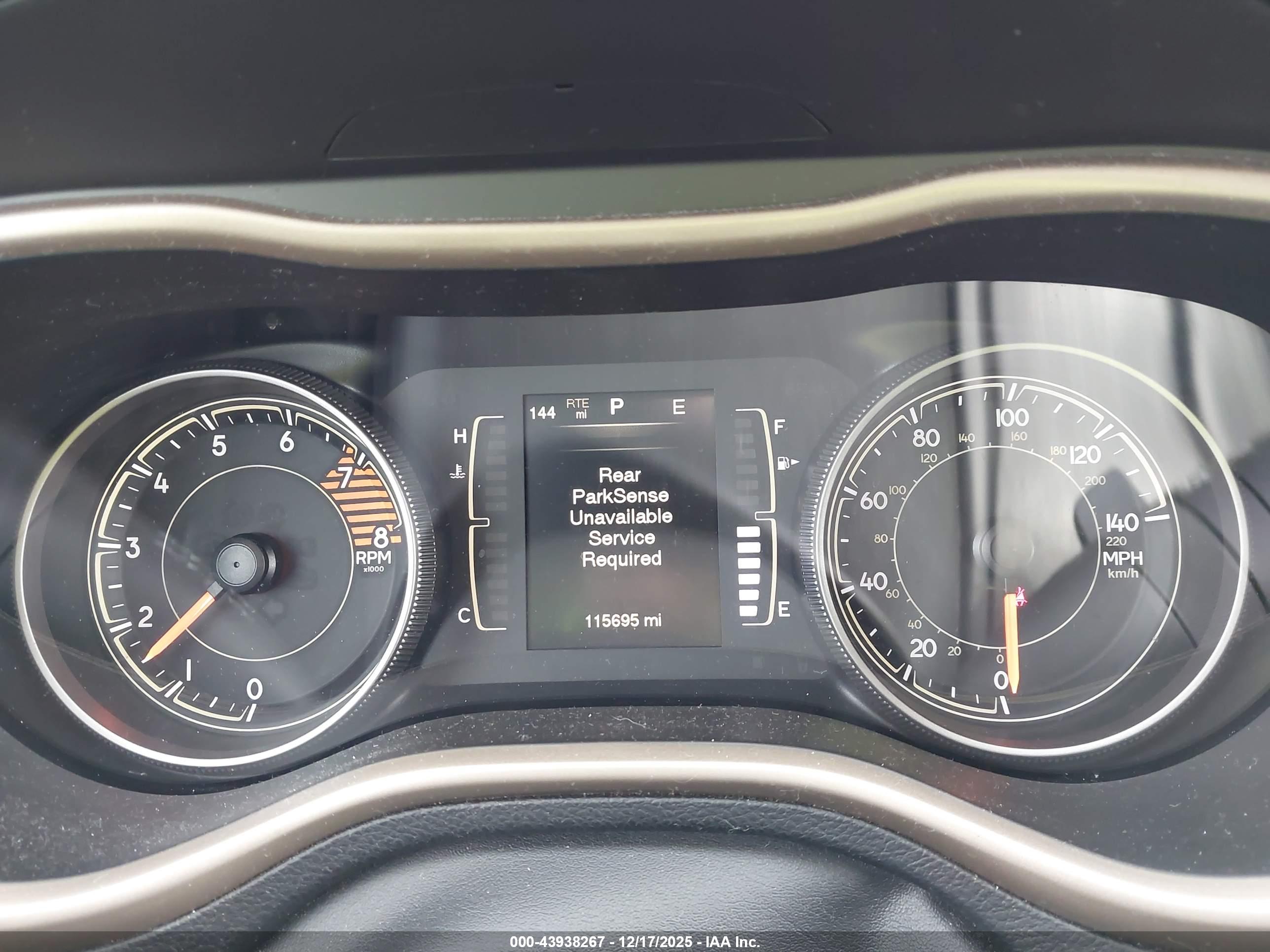JEEP CHEROKEE image 7