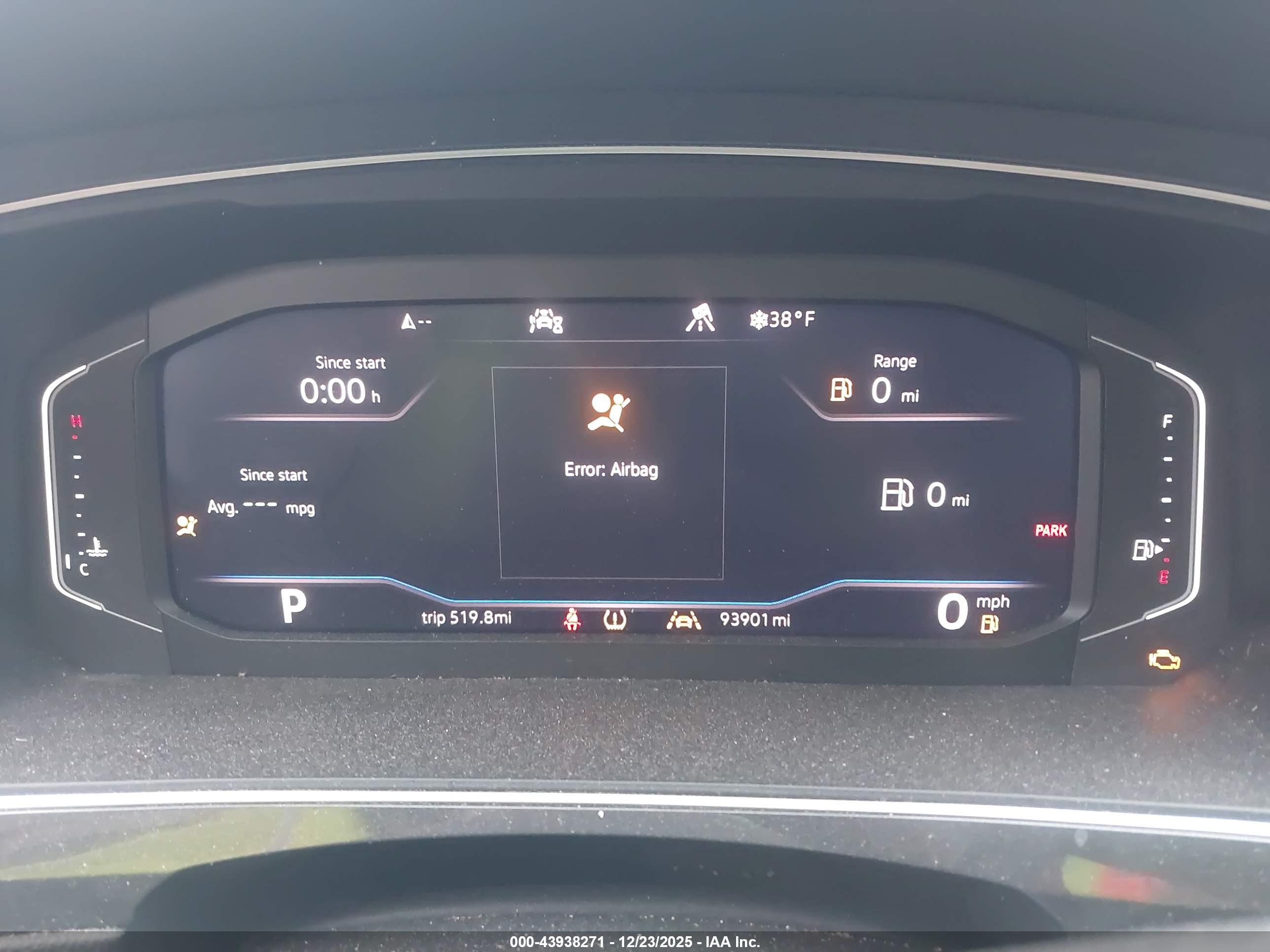 VOLKSWAGEN TIGUAN image 7