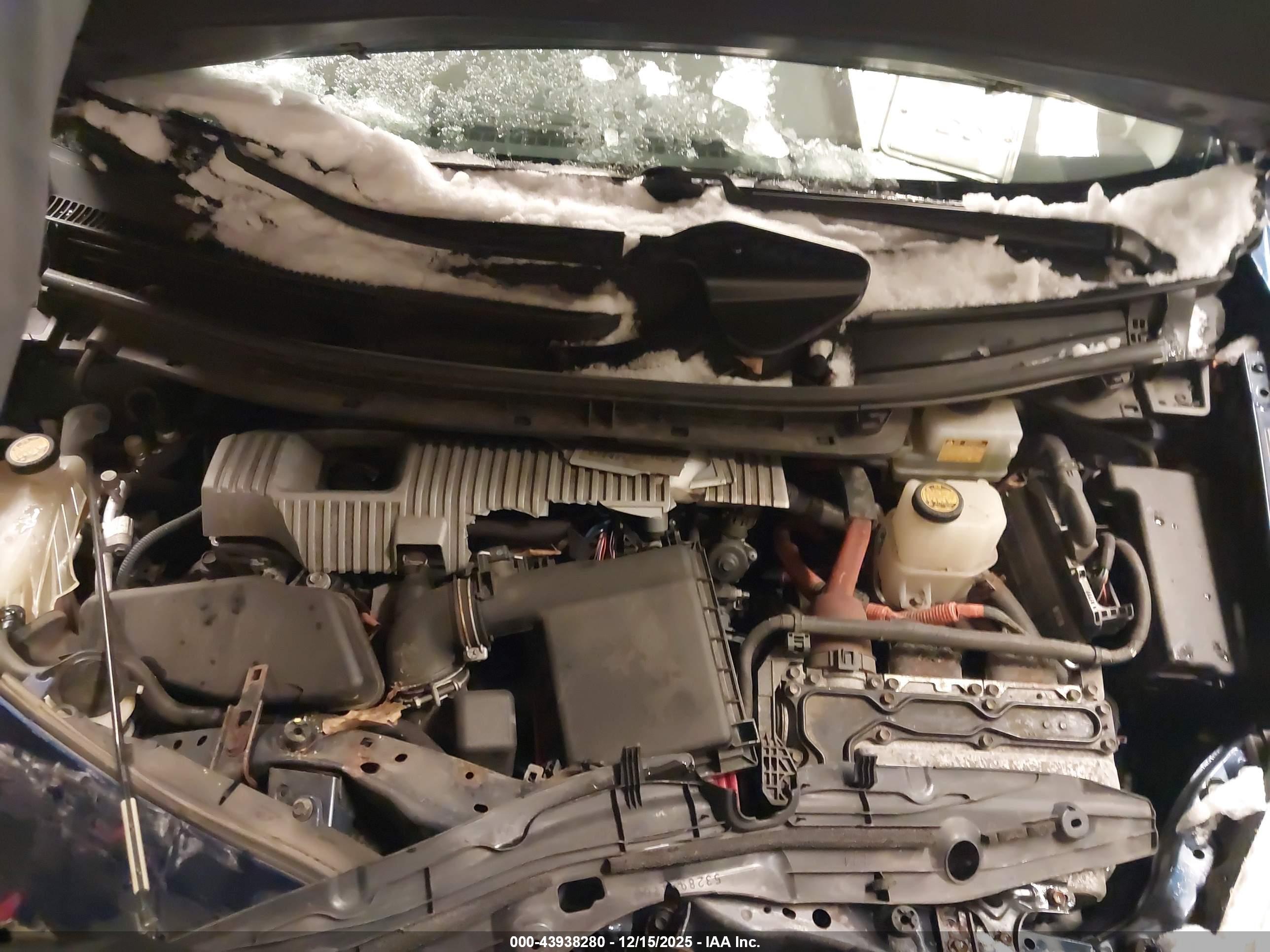TOYOTA PRIUS image 10