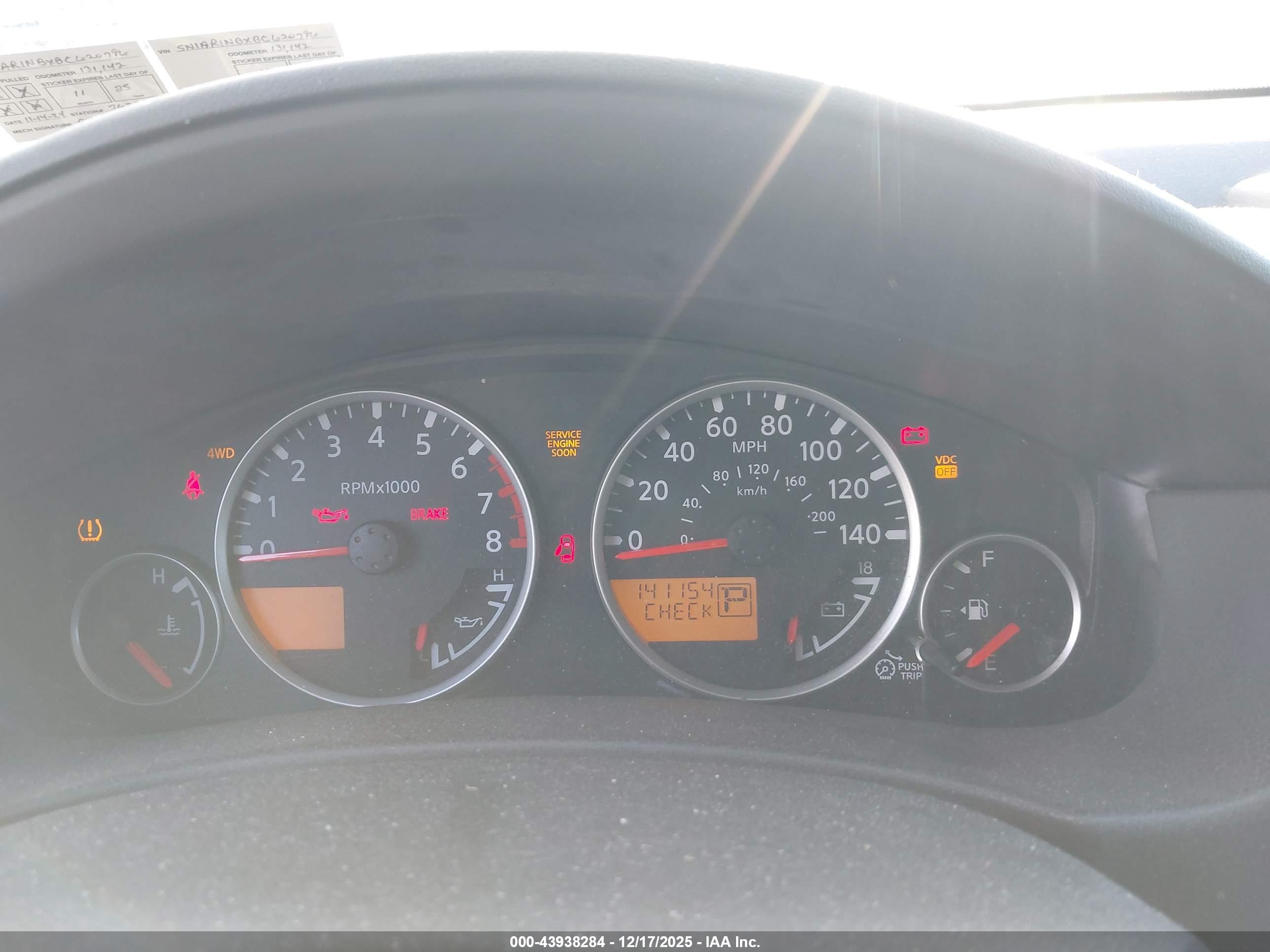 NISSAN PATHFINDER image 7