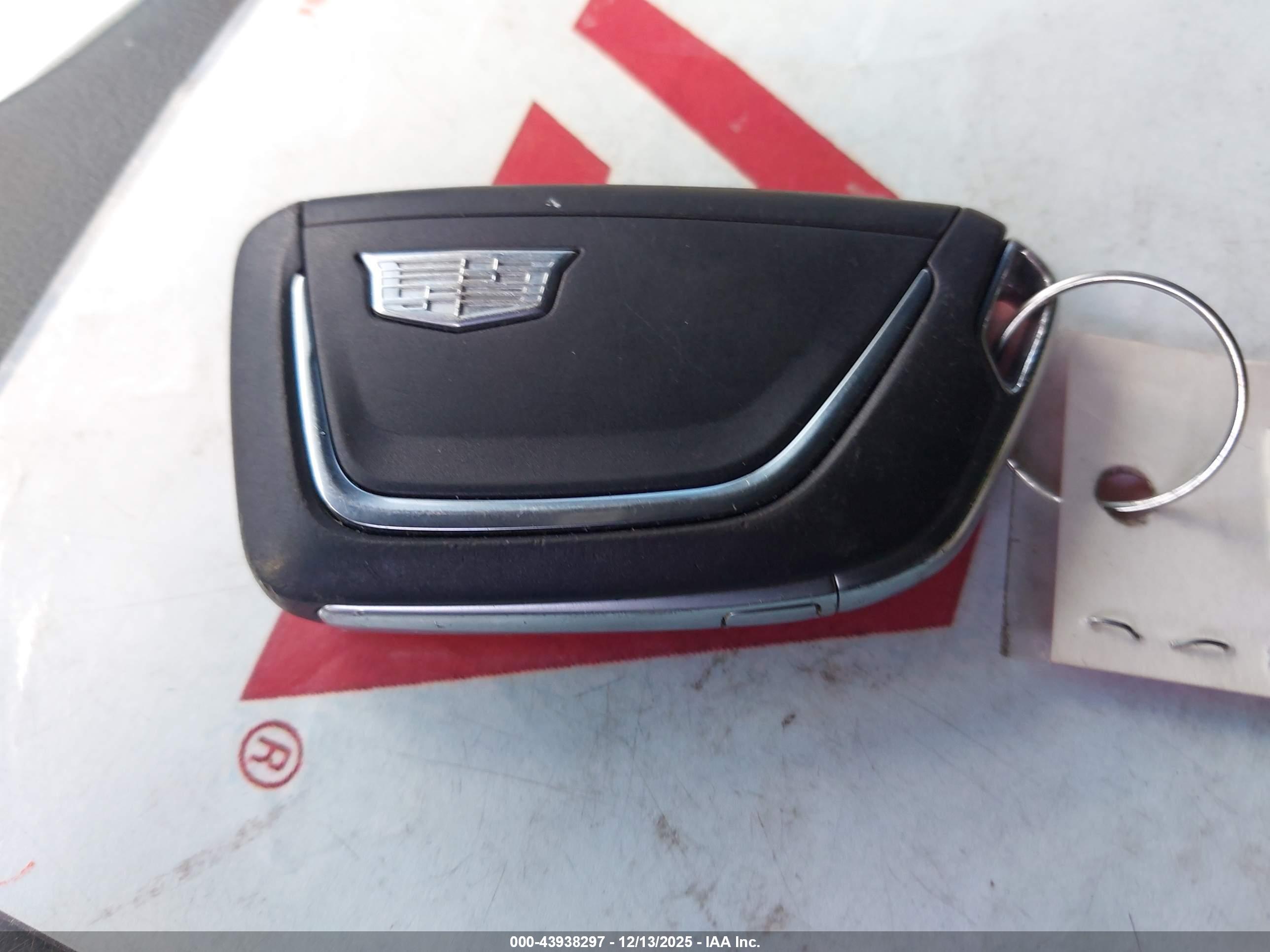 CADILLAC LYRIQ image 11