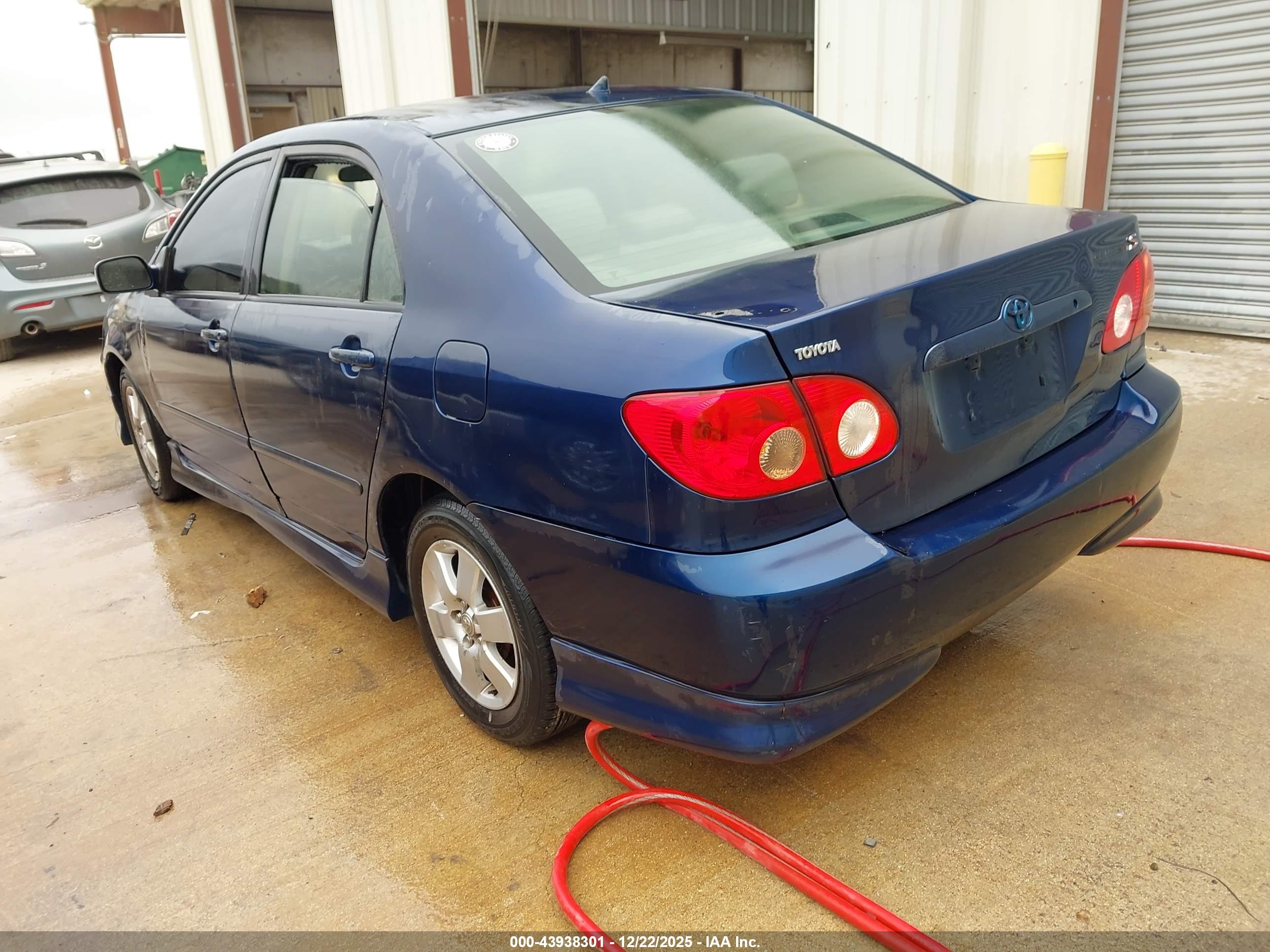 TOYOTA COROLLA image 3