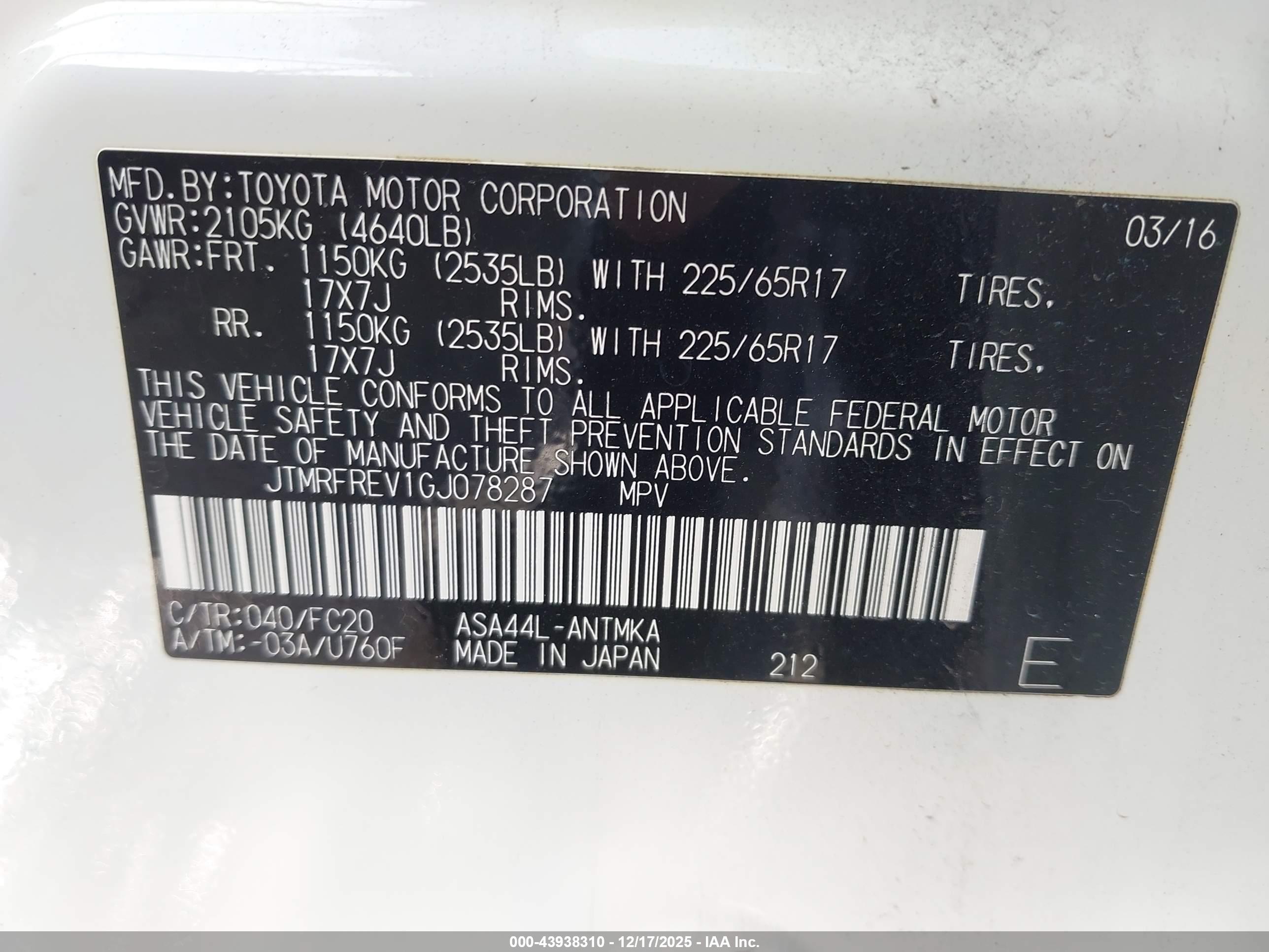 TOYOTA RAV4 image 9