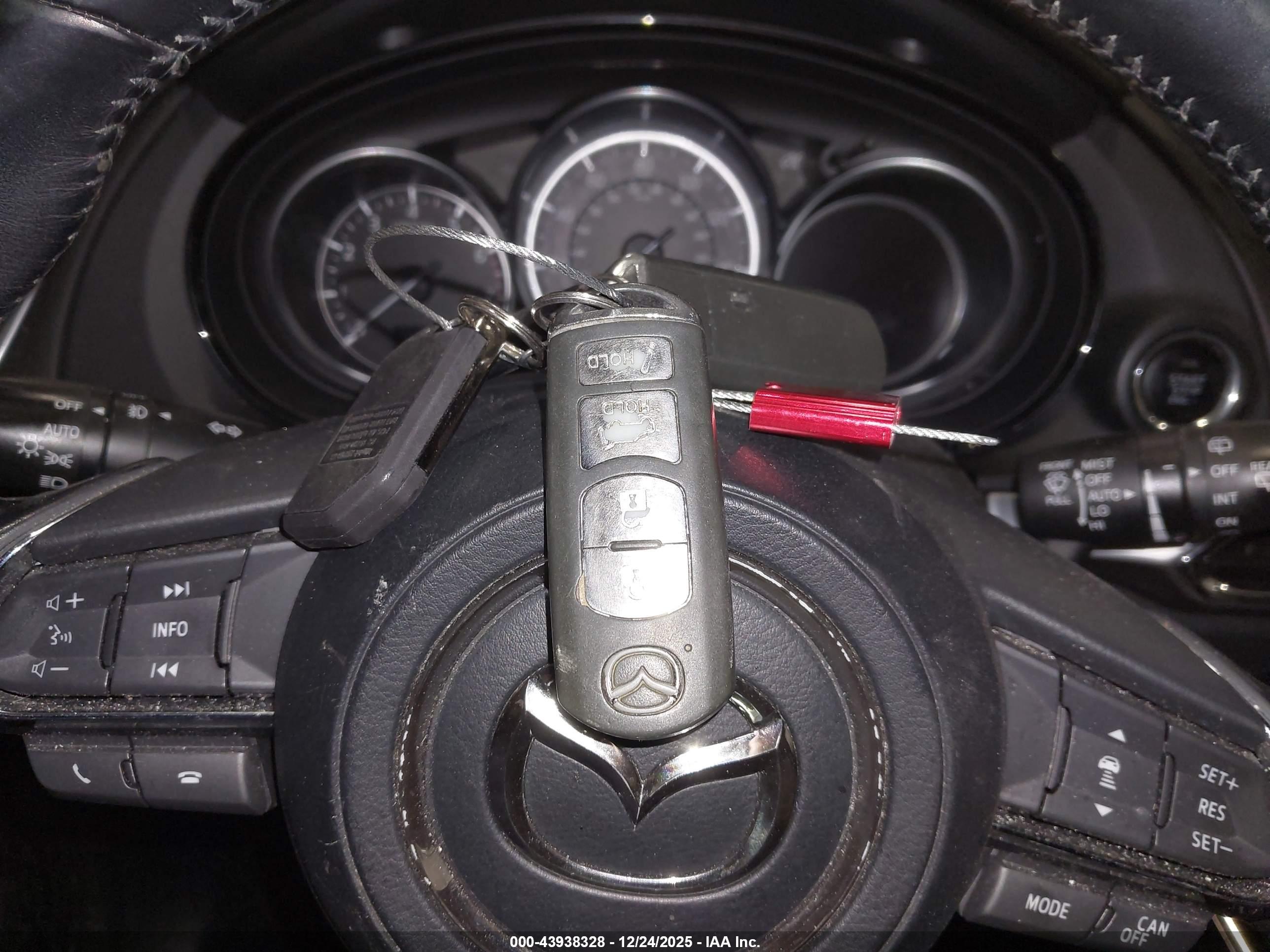 MAZDA CX-9 image 11