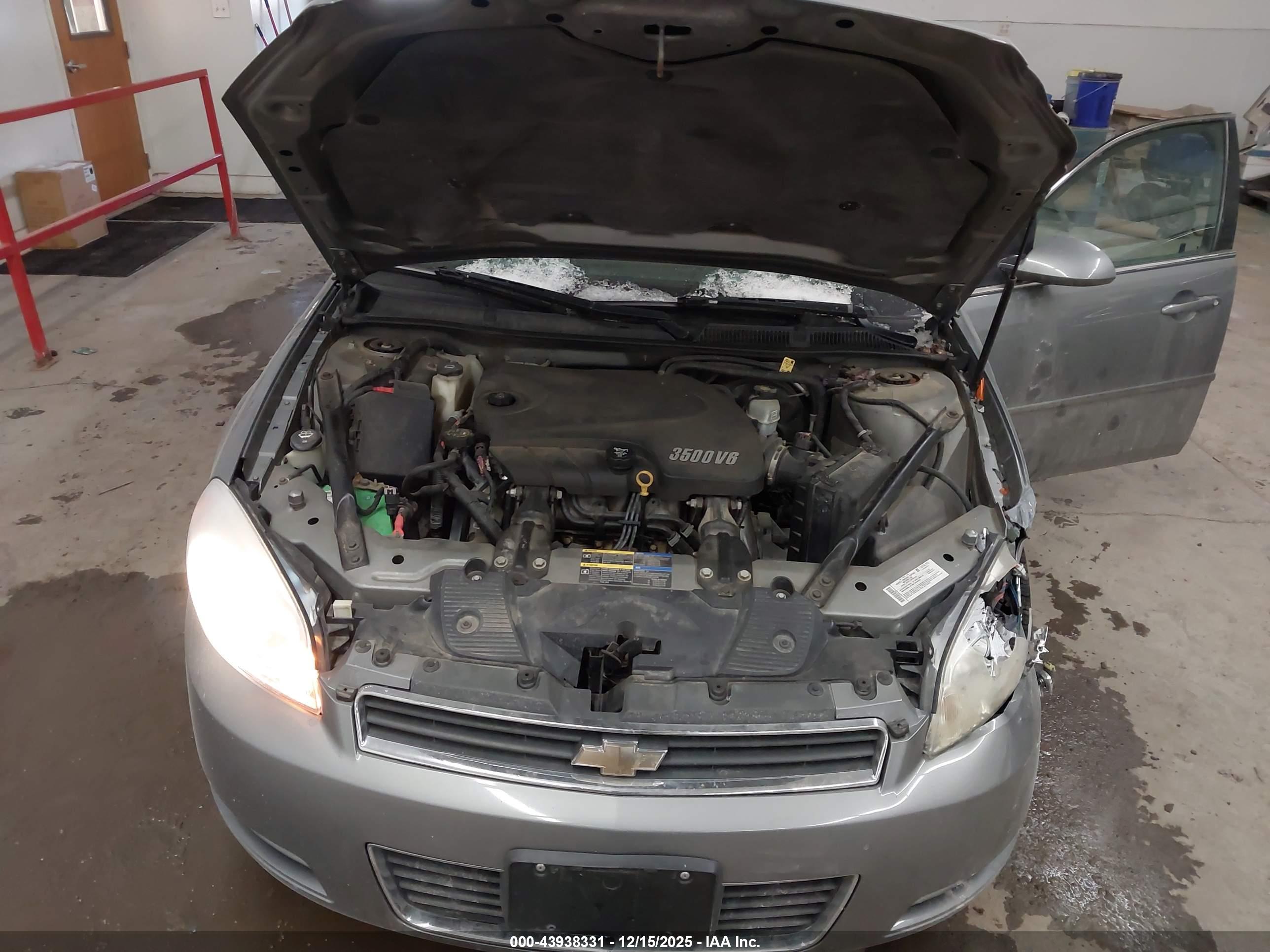 CHEVROLET IMPALA image 10