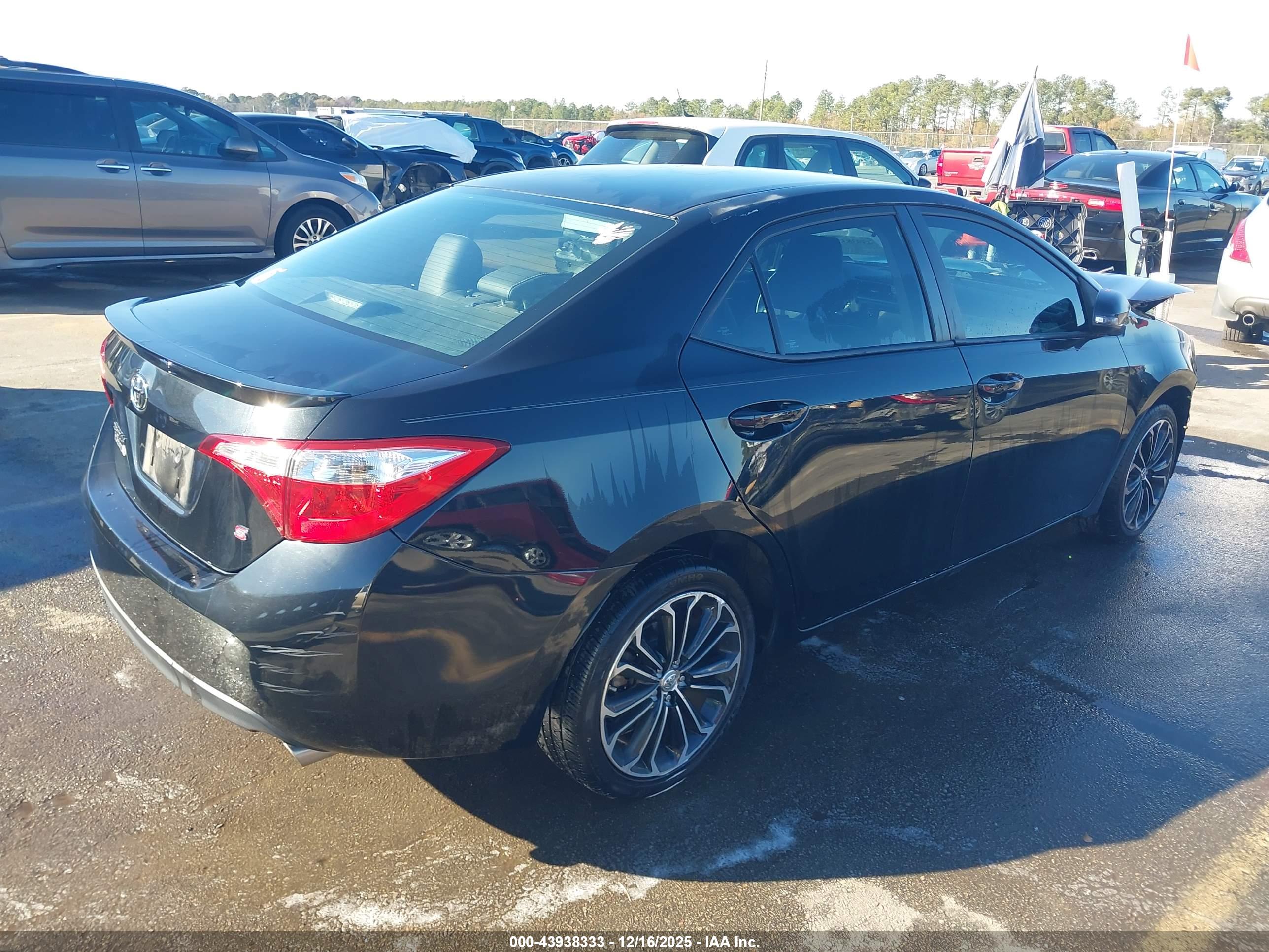 TOYOTA COROLLA image 4