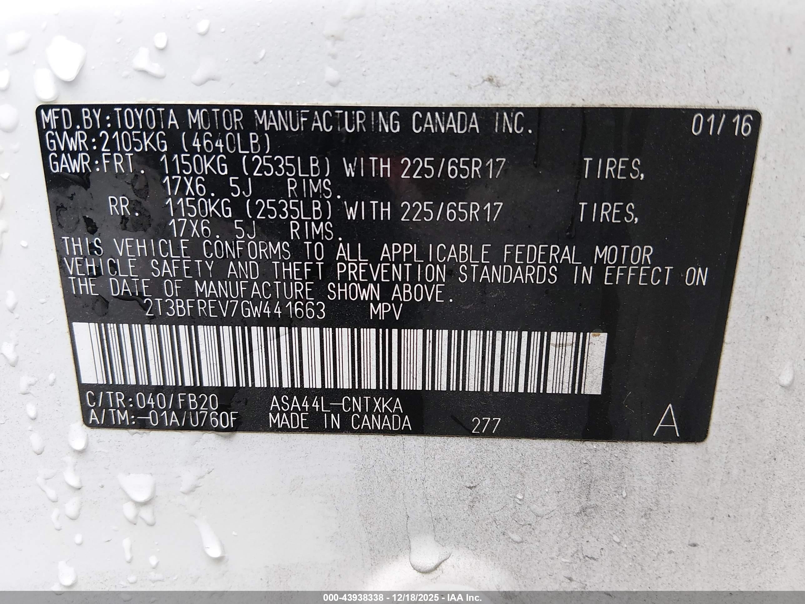 TOYOTA RAV4 image 9