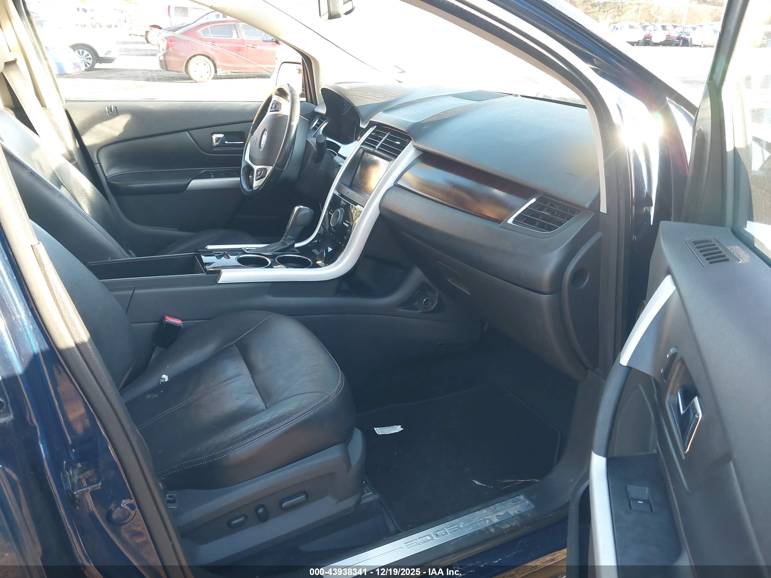 FORD EDGE image 5
