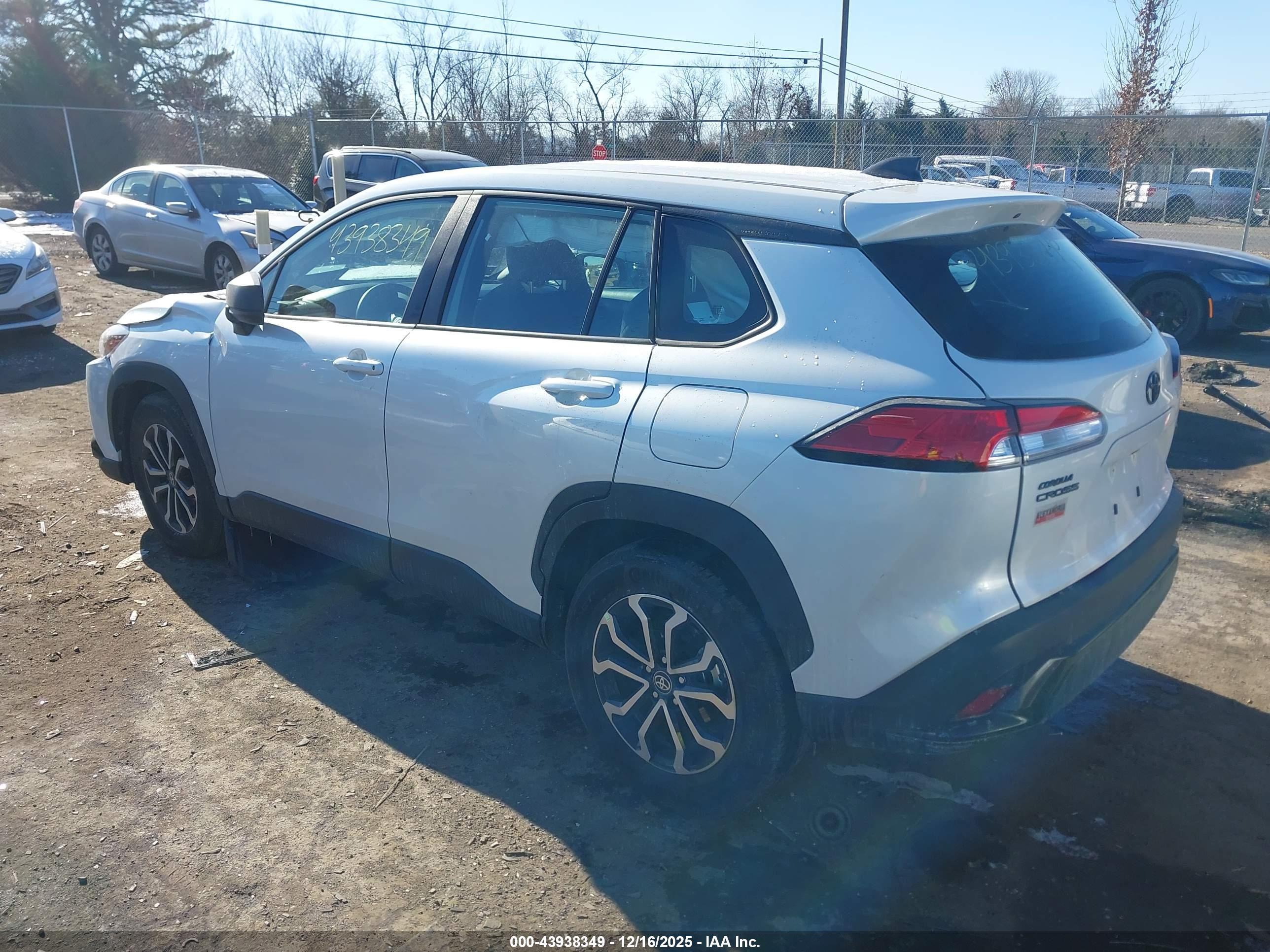 TOYOTA COROLLA image 3