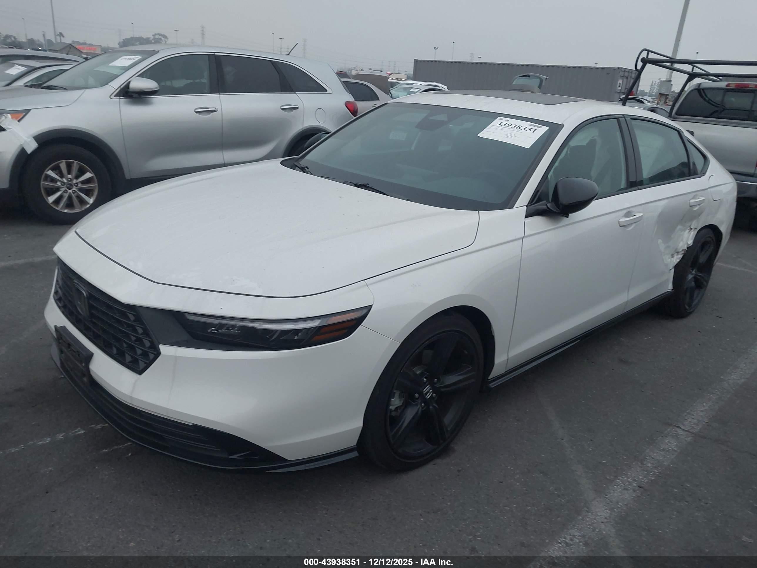 HONDA ACCORD image 2