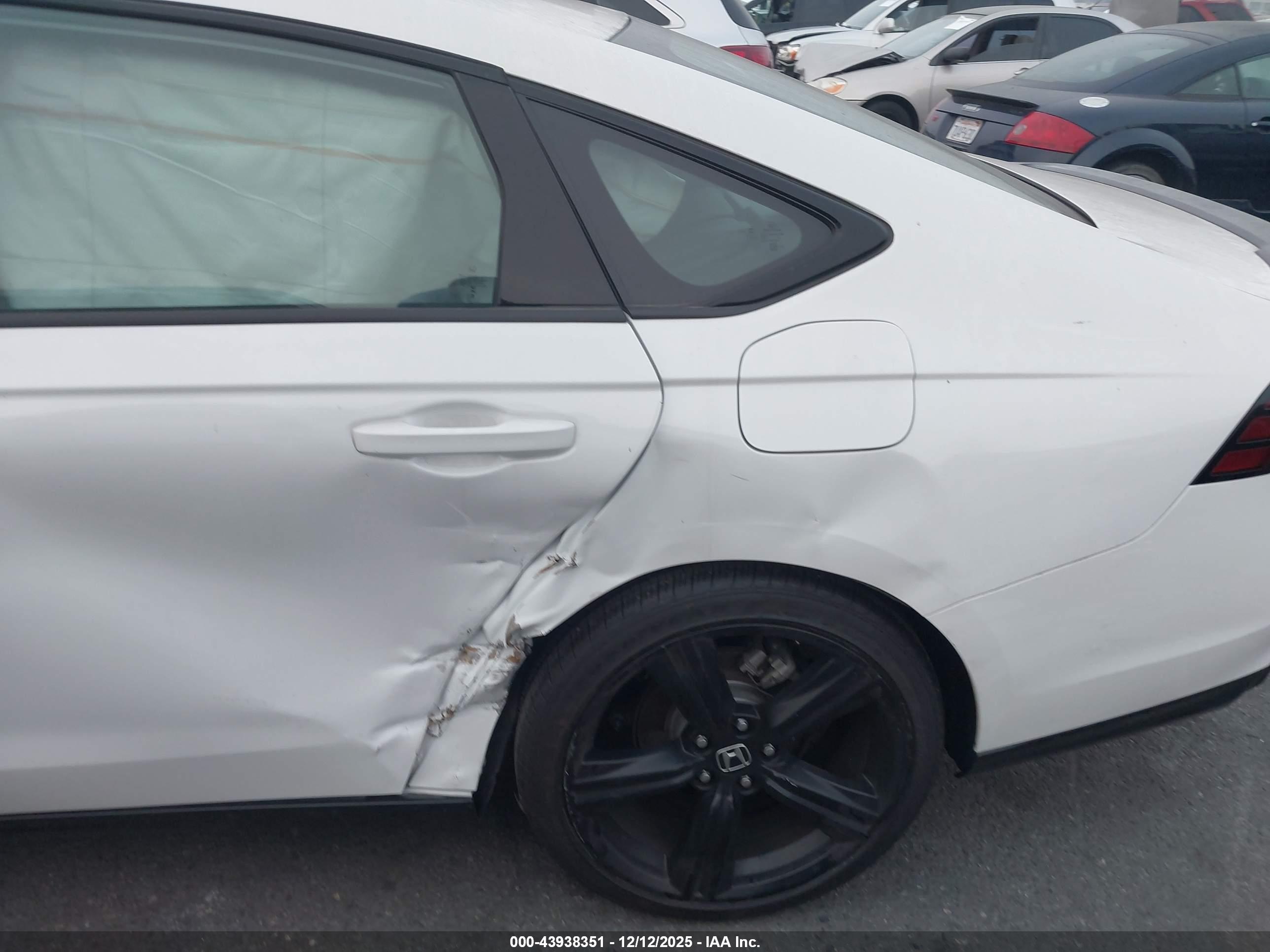 HONDA ACCORD image 6